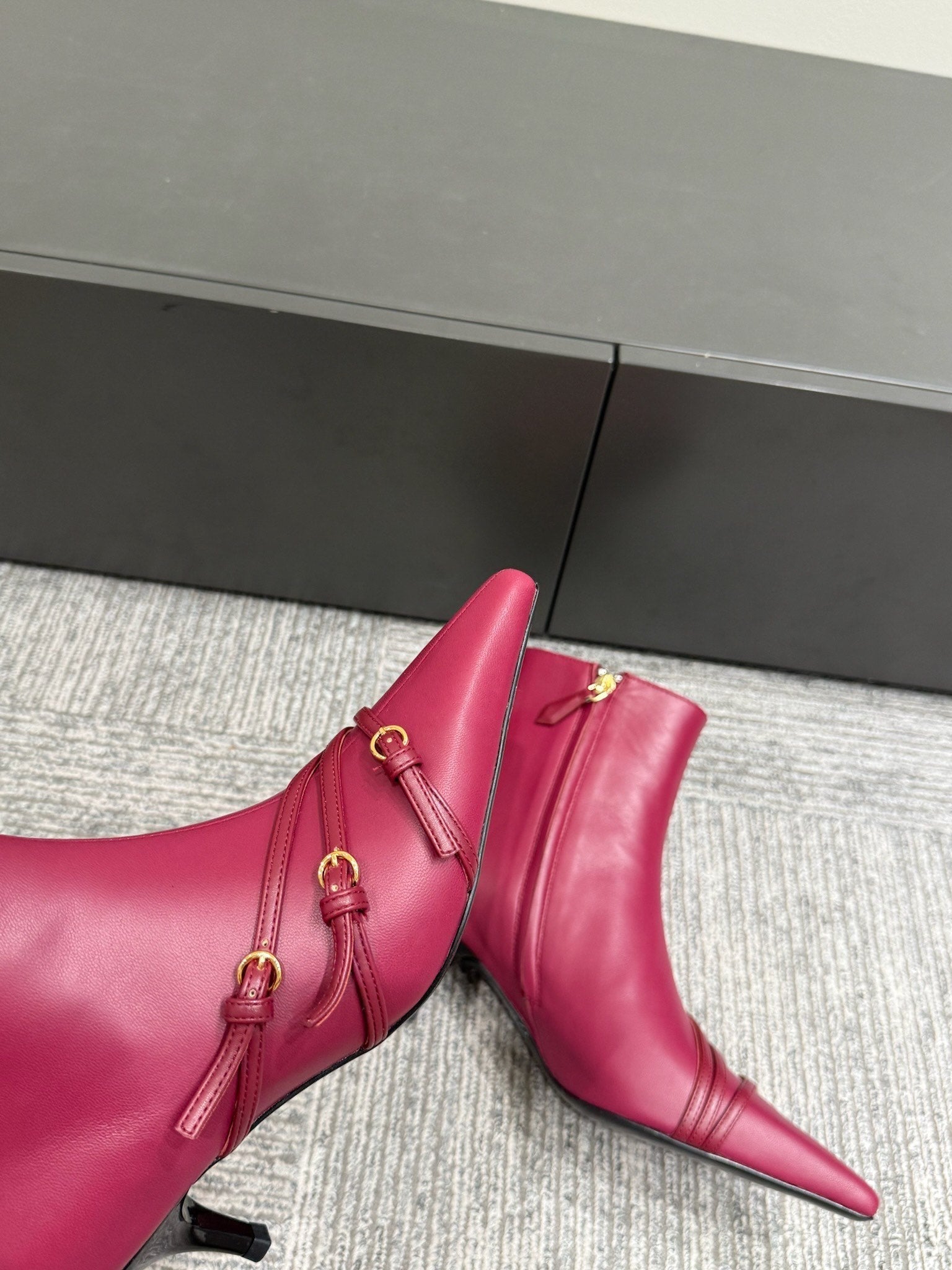Miu 40 short boots deep magenta or berry cowhide 417983