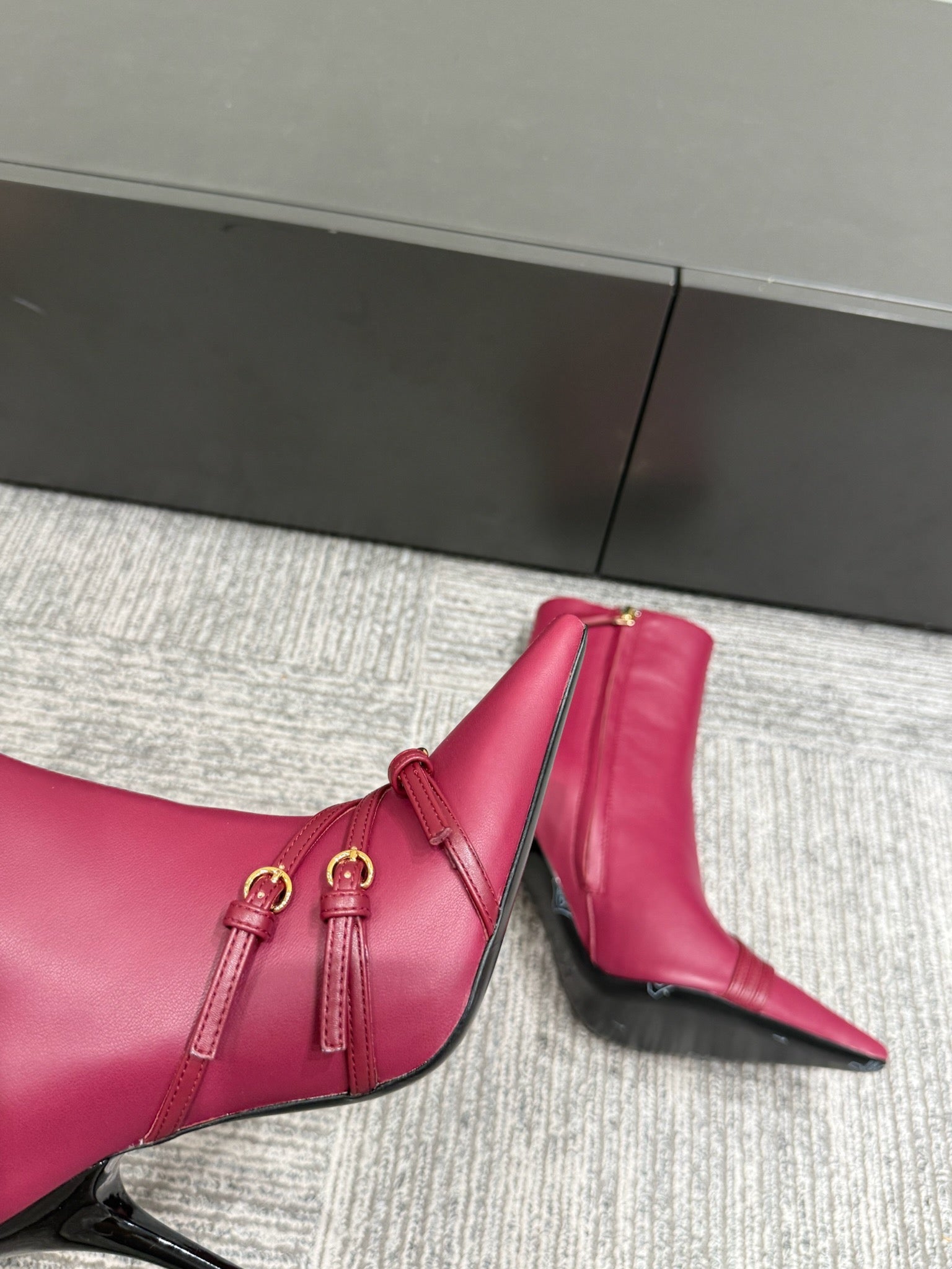Miu 90 short boots deep magenta or berry cowhide 417984
