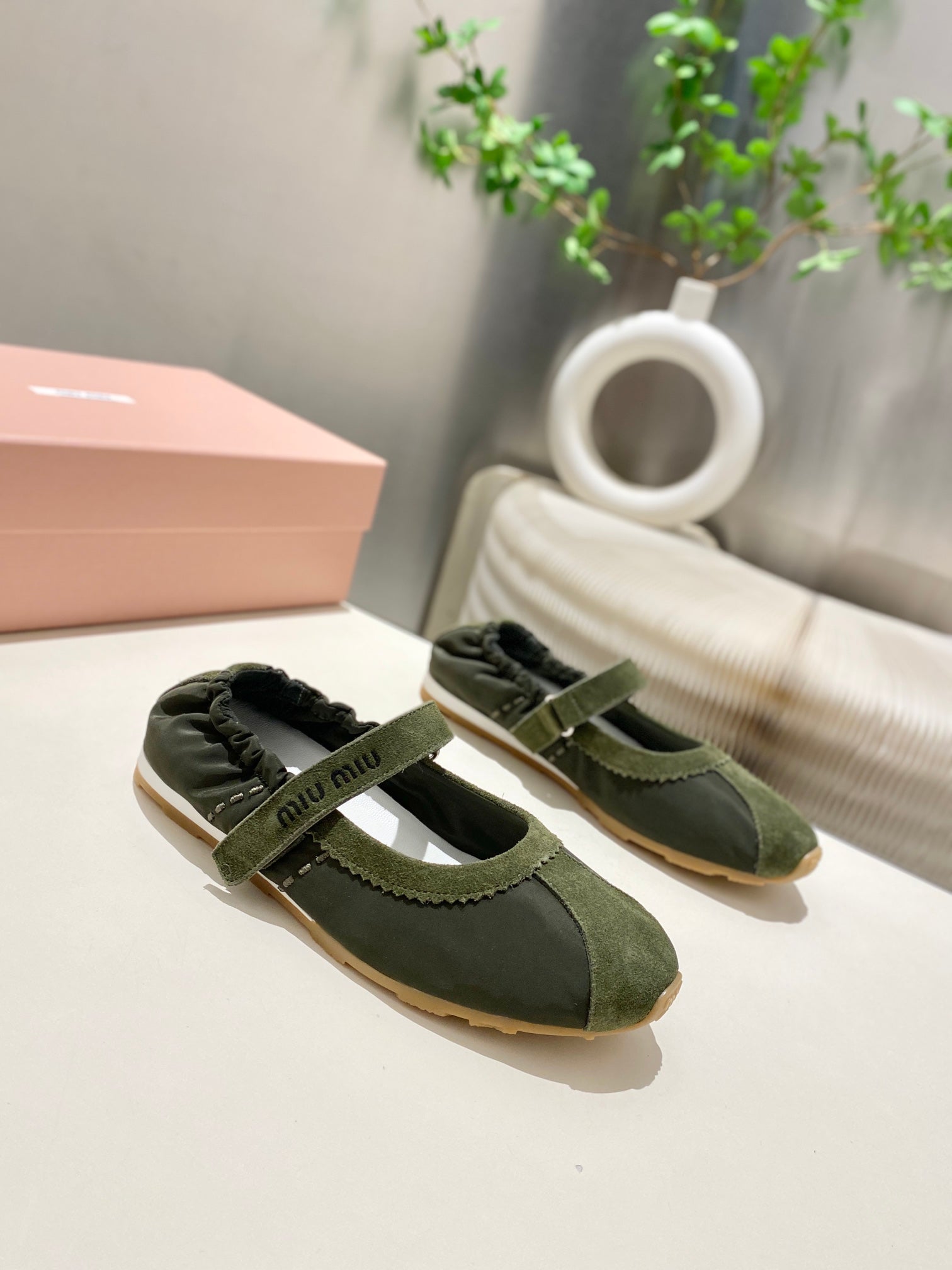 Miu Miu 2026 Ballet Flat Green Suede Fabric 618678