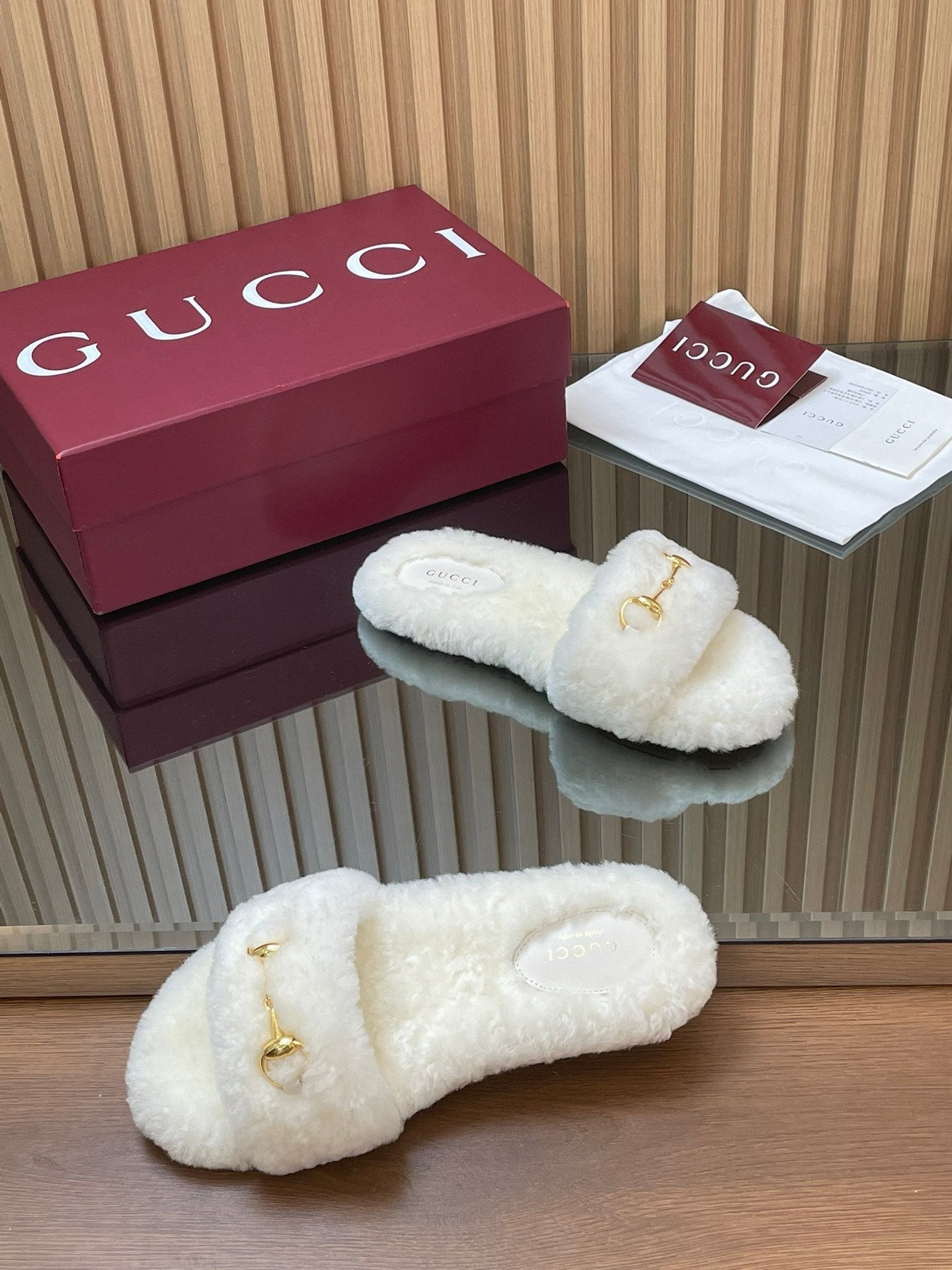 Gucci 2025 Horsebit Slipper White Wool 562872