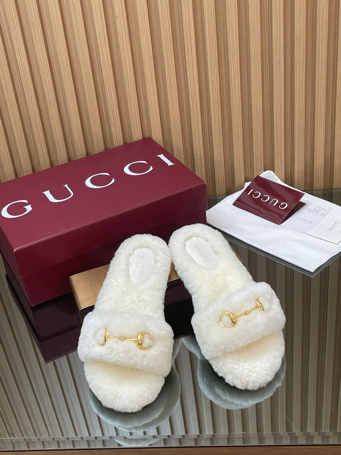 Gucci 2025 Horsebit Slipper White Wool 562872