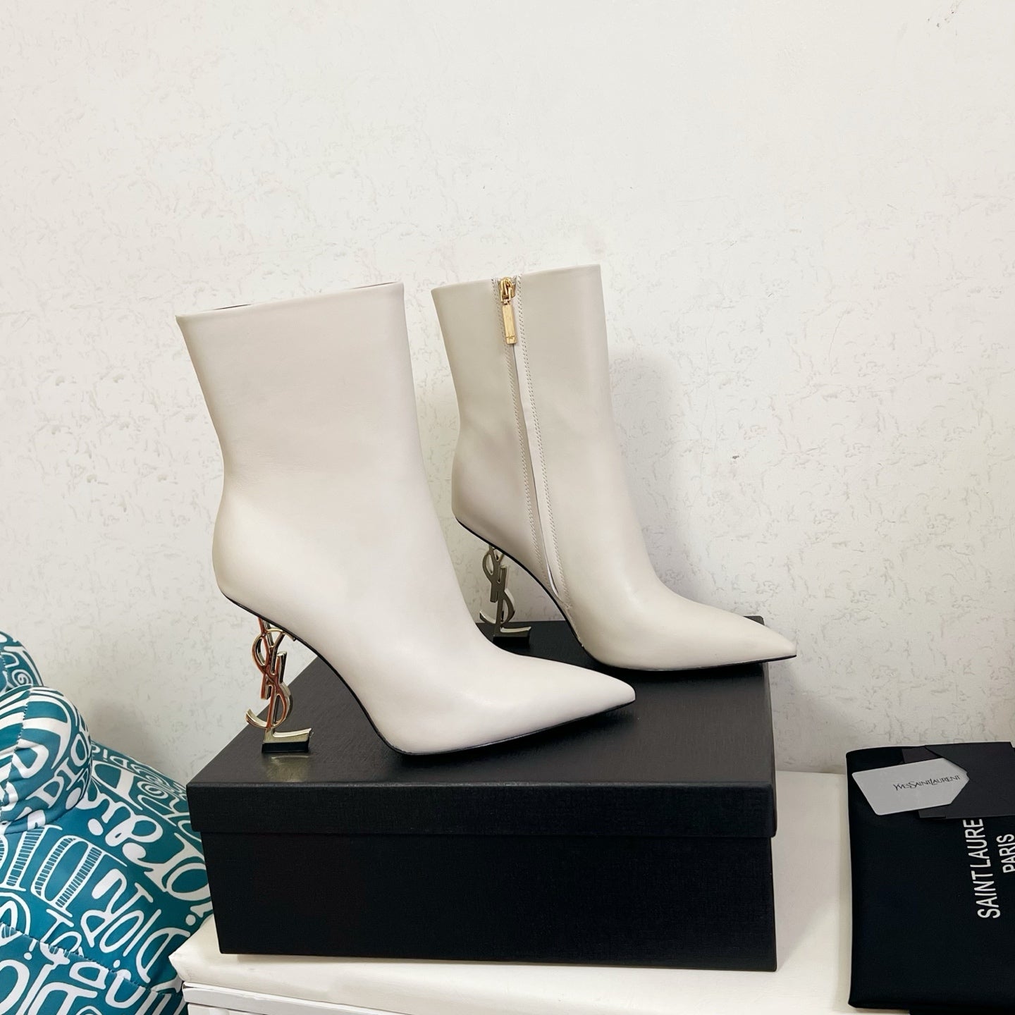 YSL 2025 Logo Metal Heel Ankle Boot White Cowhide 575003