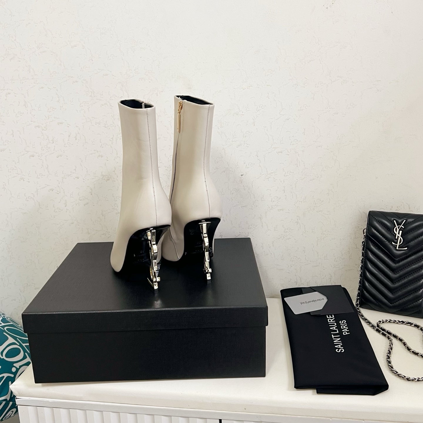 YSL 2025 Logo Metal Heel Ankle Boot White Cowhide 575003