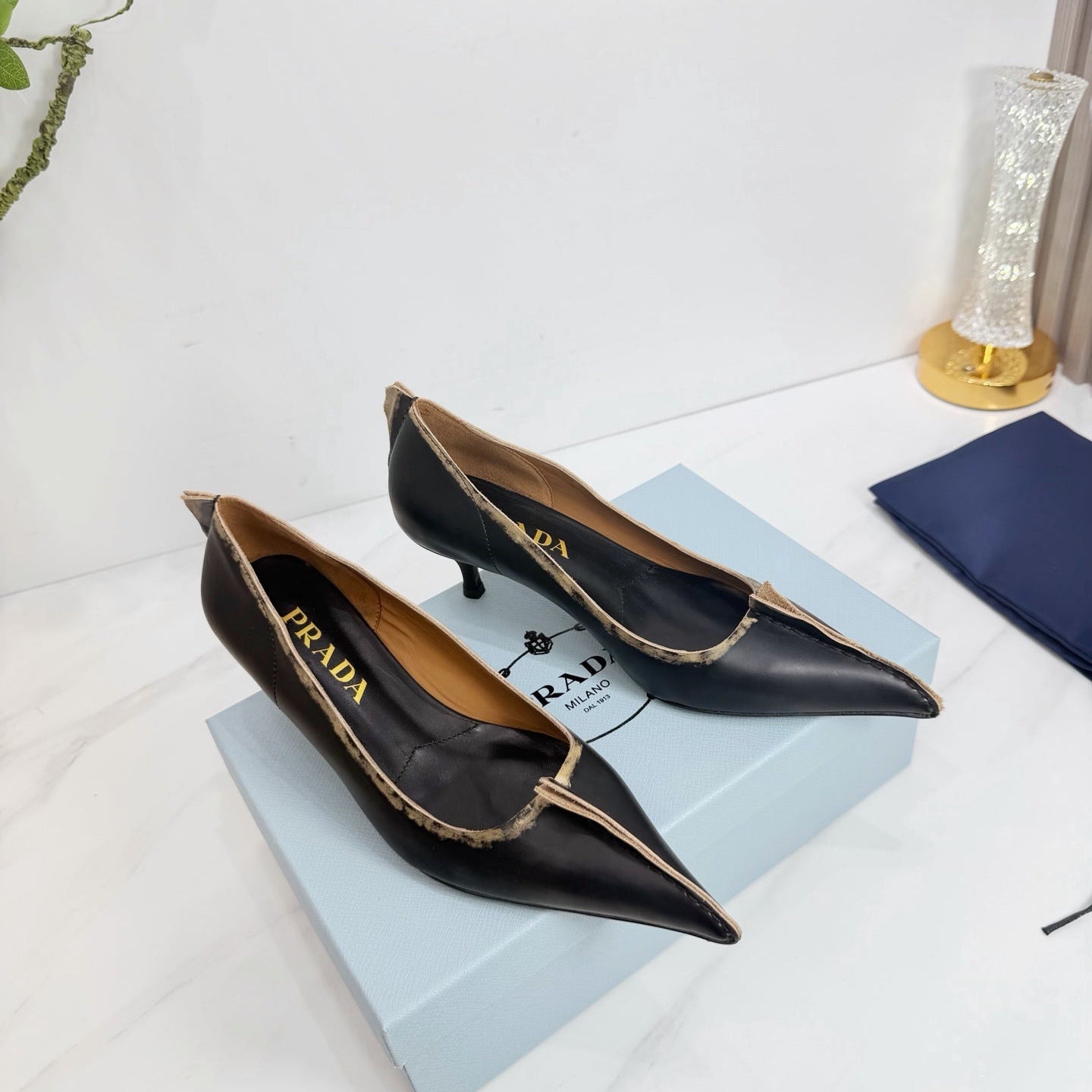 PRA 26SS Pump 55 Black Cowhide 592414