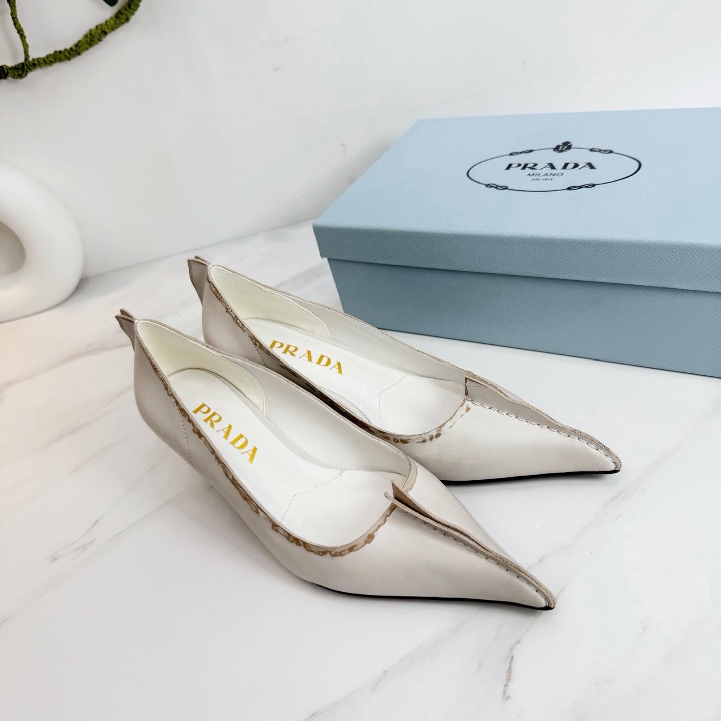 PRA 26SS Pump 55 Ivory Beige Cowhide 592415