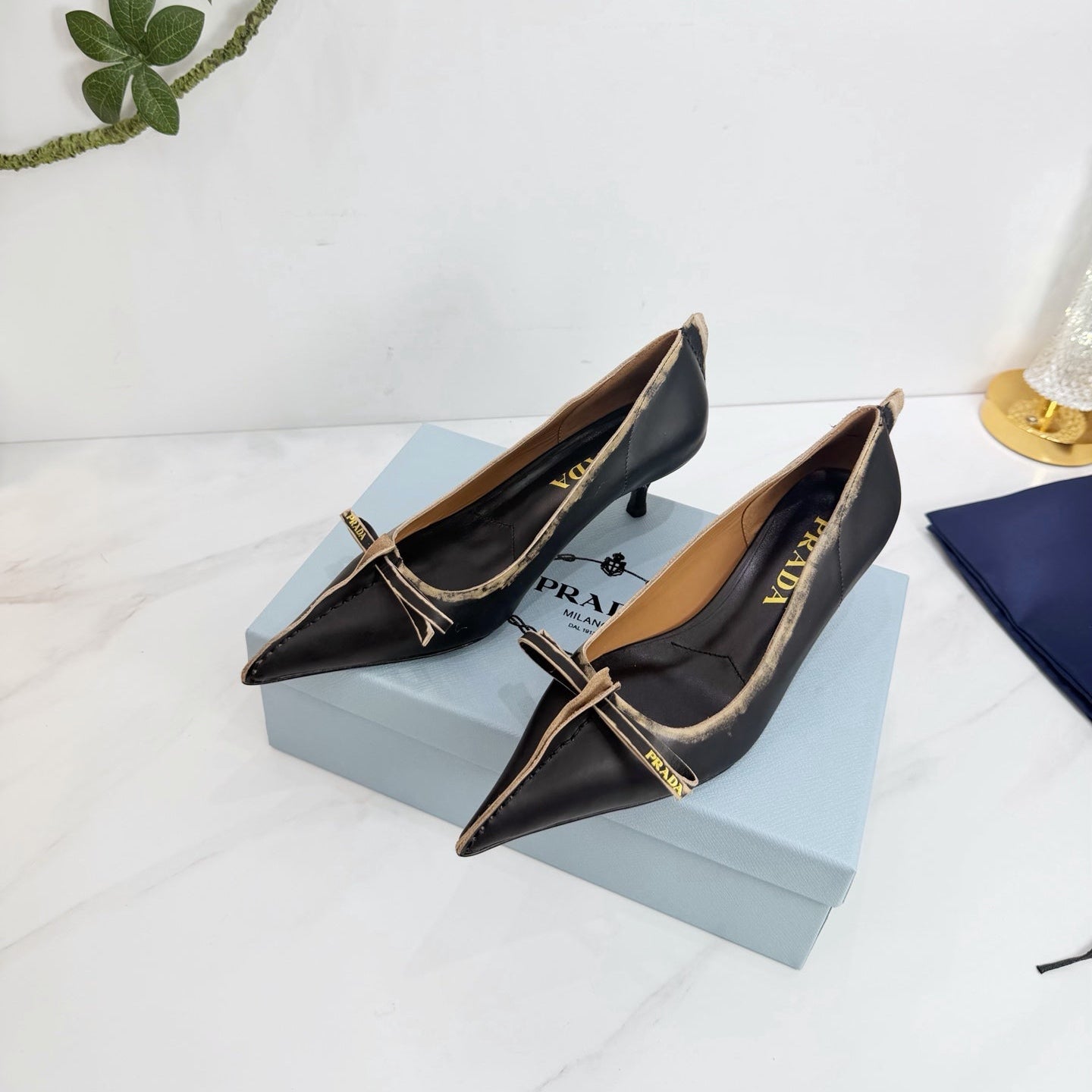 PRA 26SS Pump 55 Black Beige Cowhide 592405