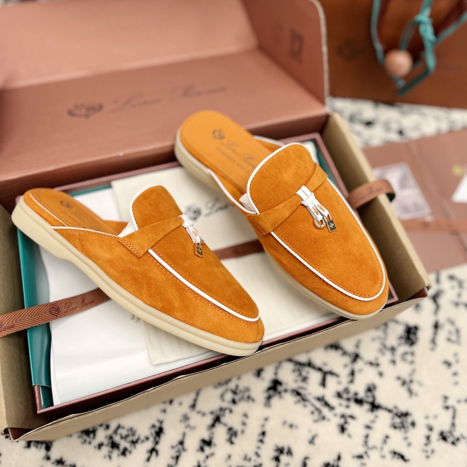 Loro Piana Carrot White Suede Charms Walk Flat Mules
