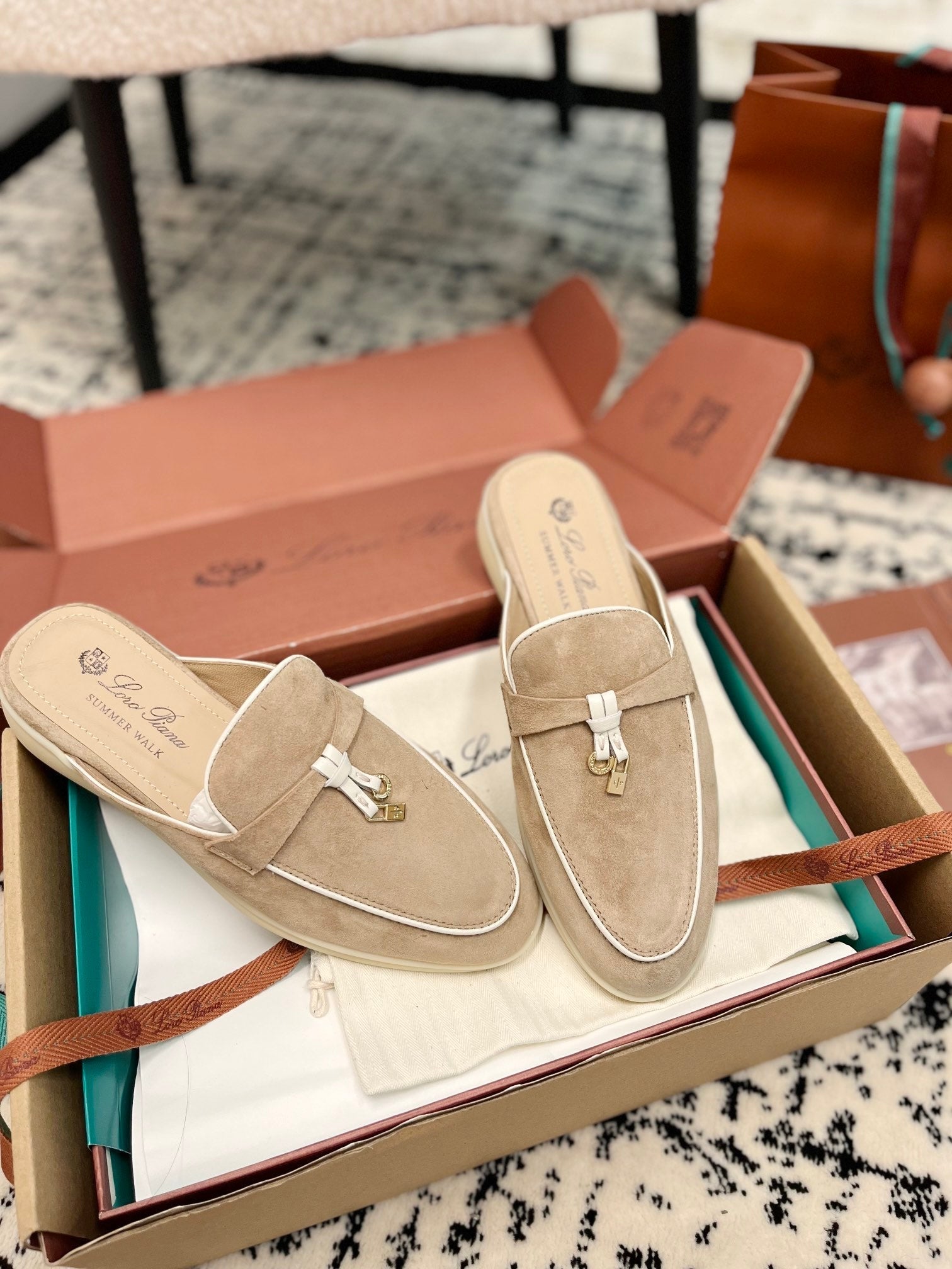 Loro Piana Beige White Suede Charms Walk Flat Mules