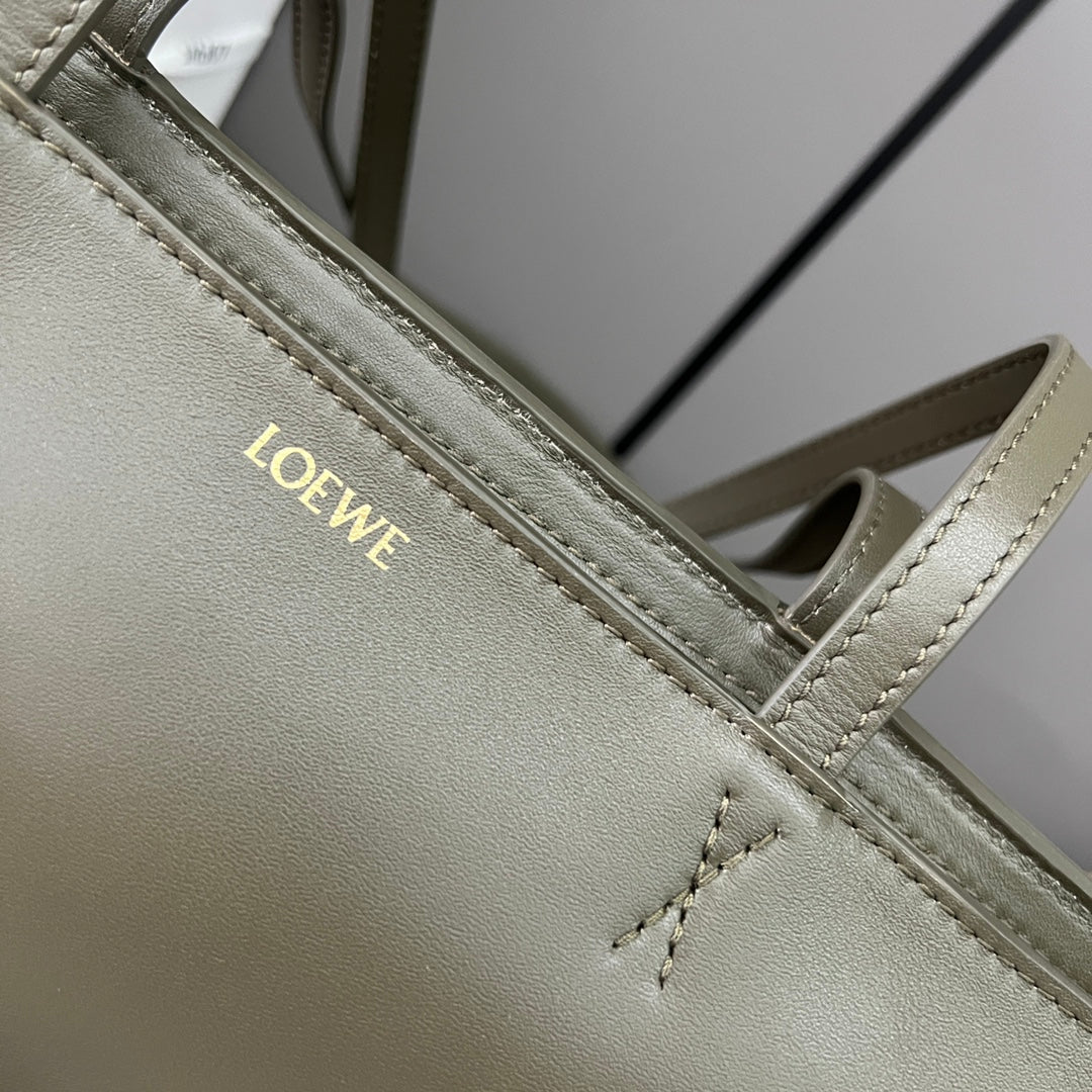 Loewe Cropped Handbag 39 Olive Green Glossy Calfskin 280653