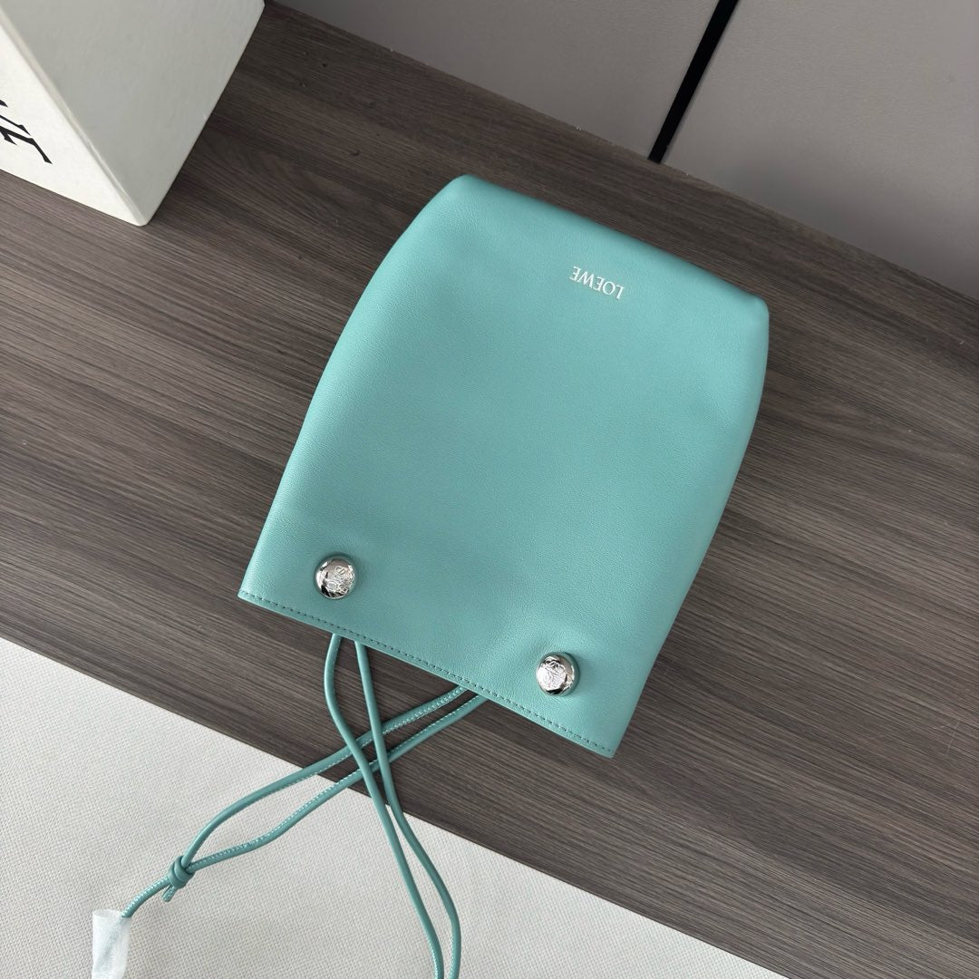 Loewe Pebble Hobo Bag 22 Mint Green Calfskin 280580
