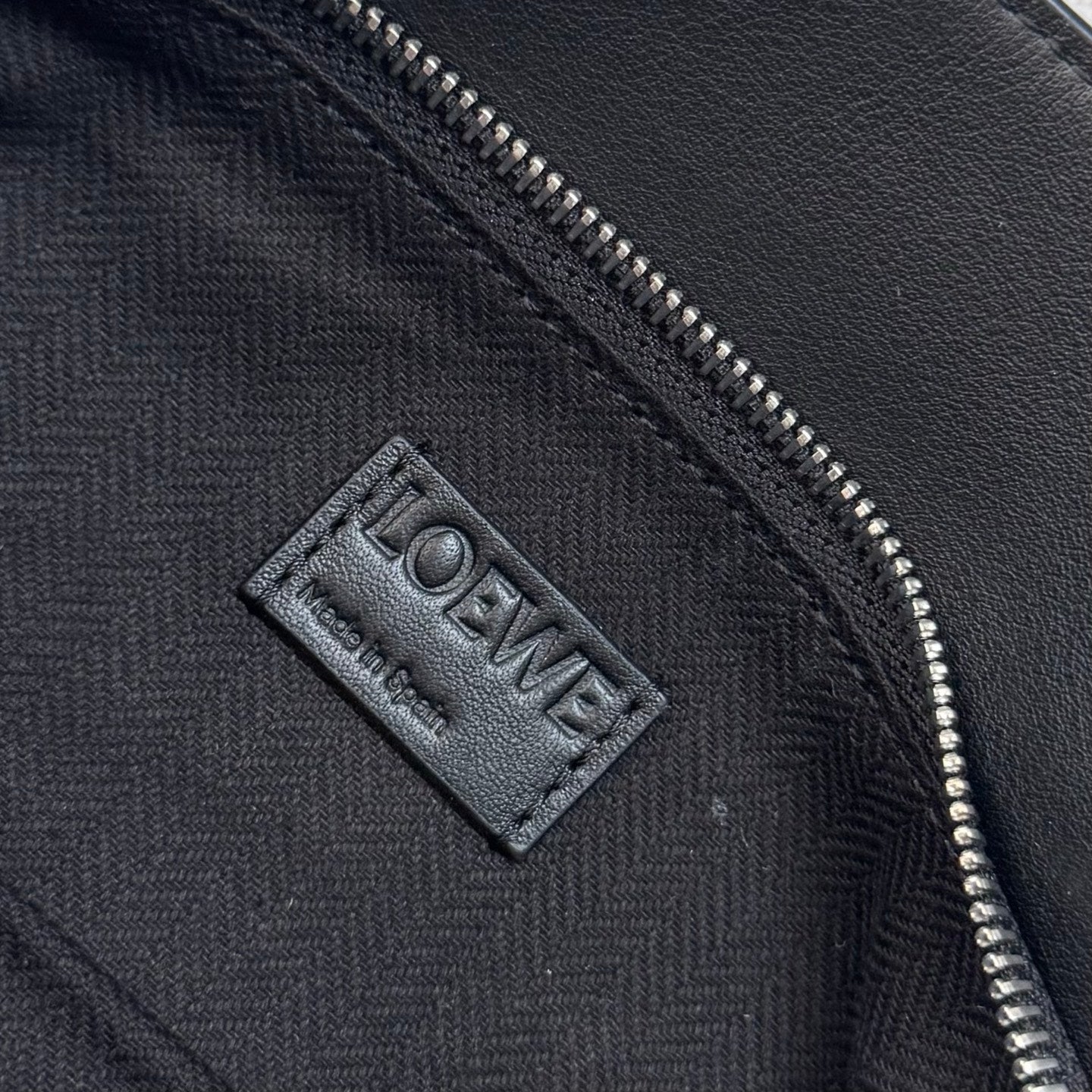 Loewe 2025 Puzzle Biker Bag Black Cowhide 274653