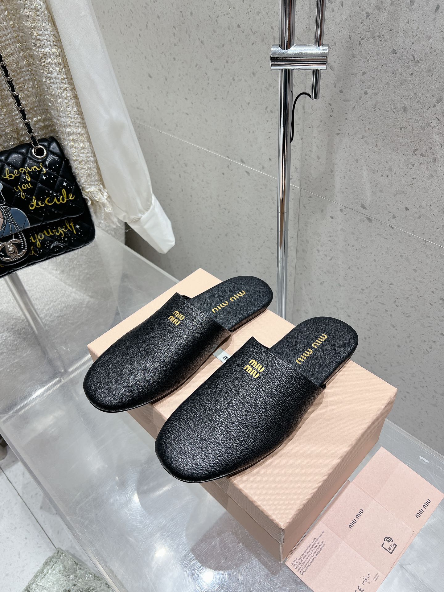 Miumiu Slipper Black Lambskin 205211