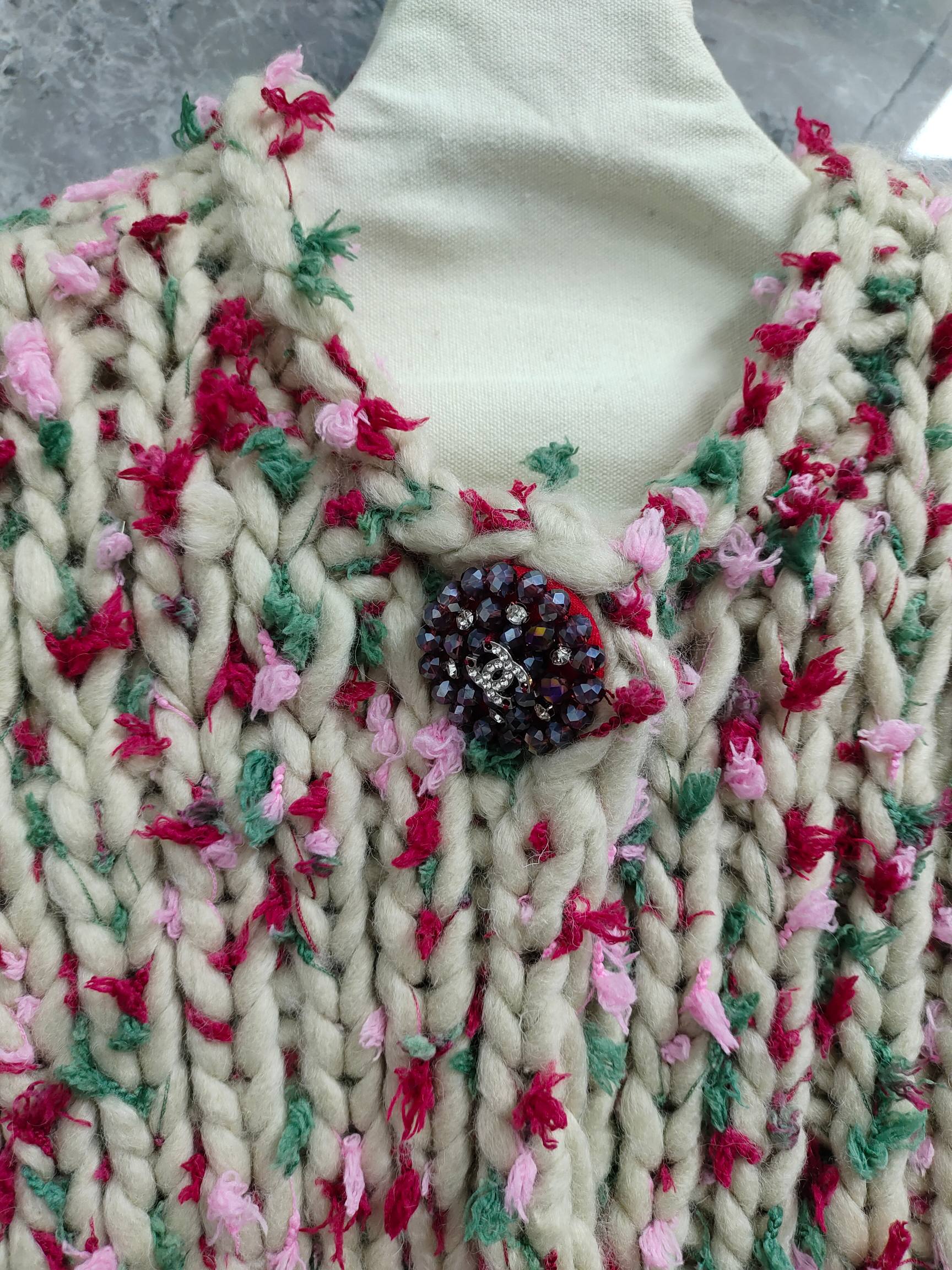 Chanel 2025 Hand-crocheted Cardigan Vest Multicolor Cashmere 327001