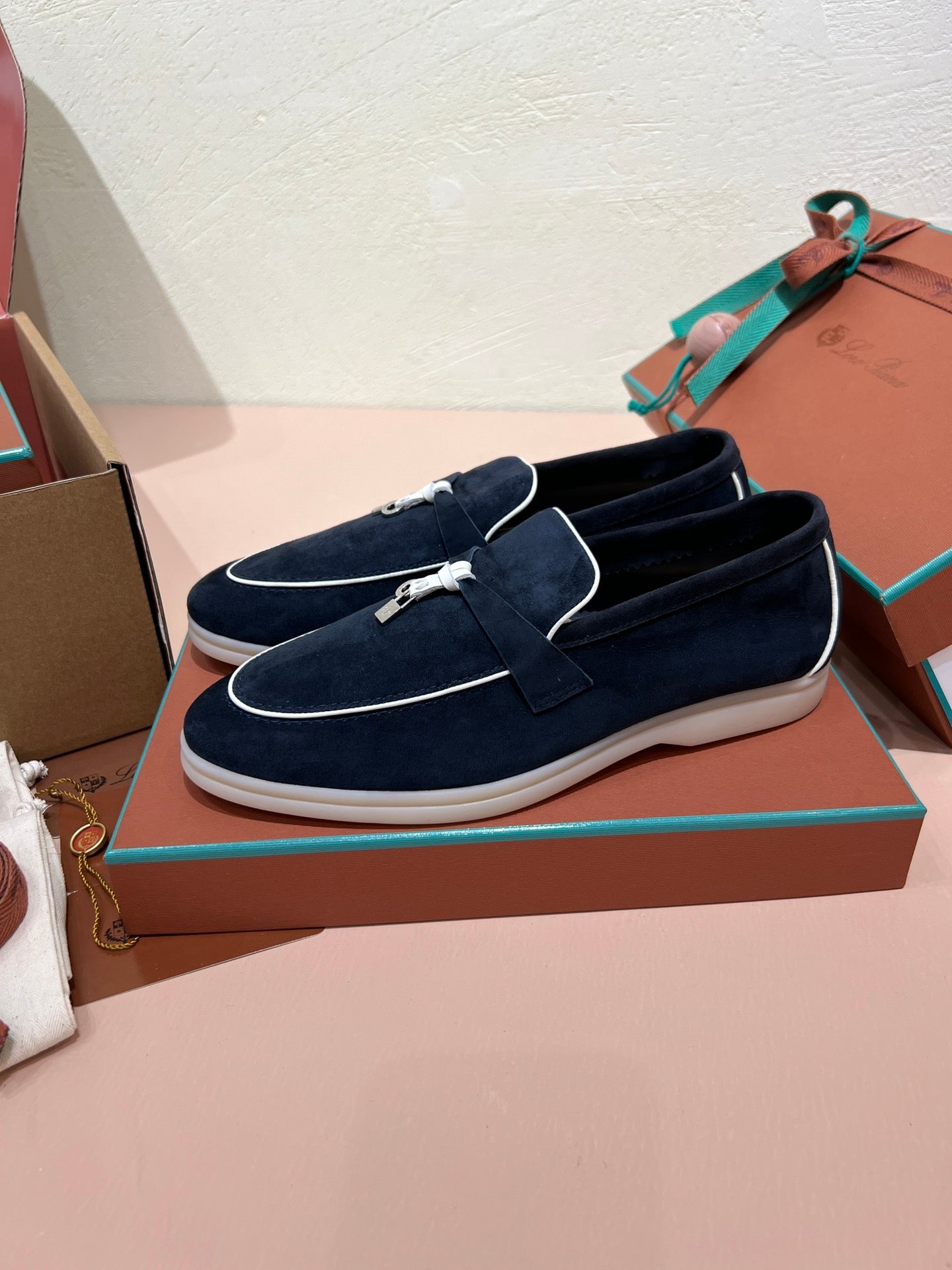 lp summer charm walk loafer dark blue white suede