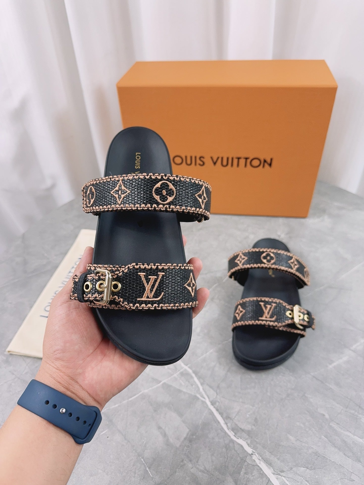 LV Sandals Black Embroidered Sedge