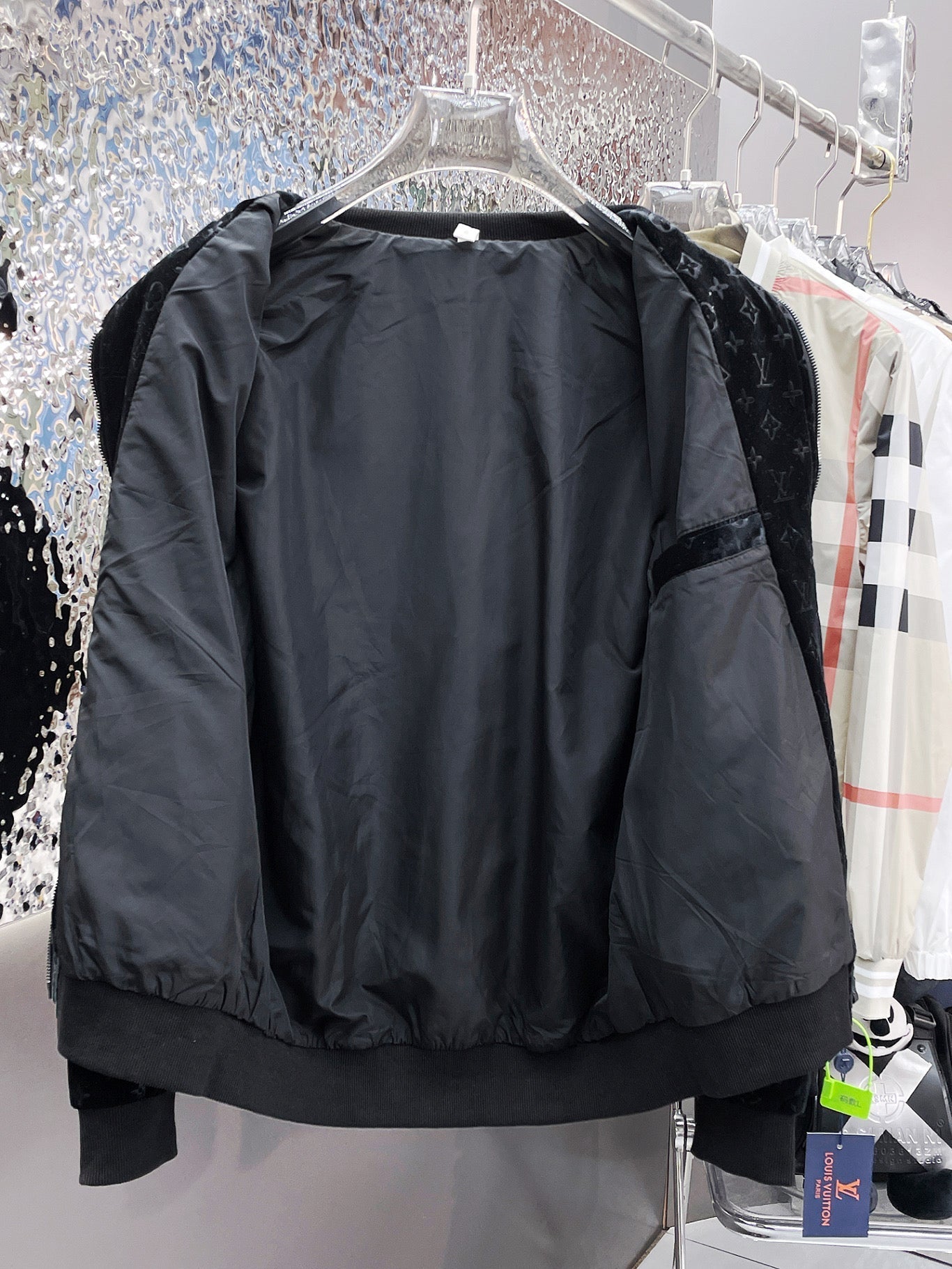LV JACKET IN BLACK MONOGRAM VELVET 239034