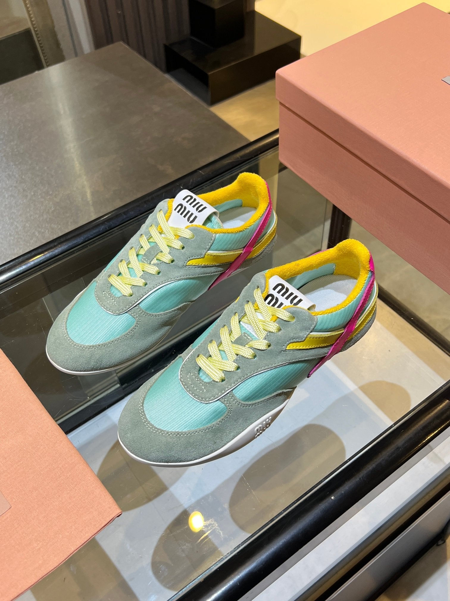 MIU x NB 26ss Sneaker Gray Light Blue Fabric Suede 625657