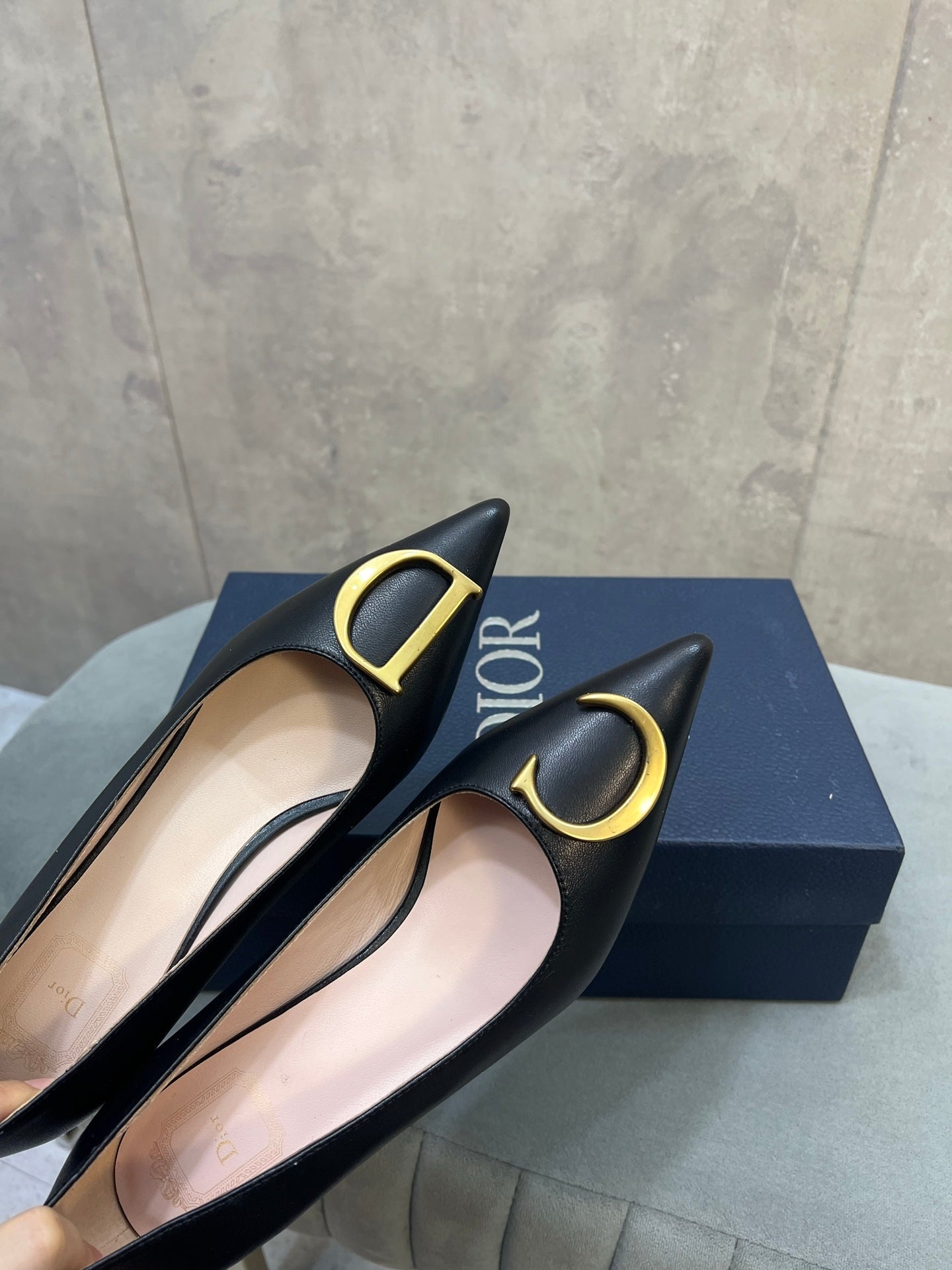 CD 26 High-Heeled 40 Pumps Black Cowhide 594579