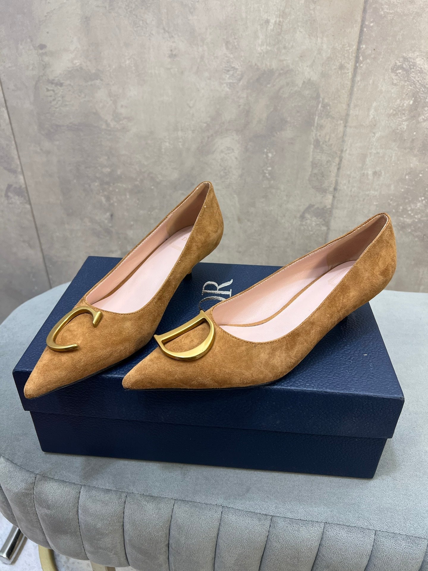 CD 26 High-Heeled 40 Pumps Tan Suede 594581