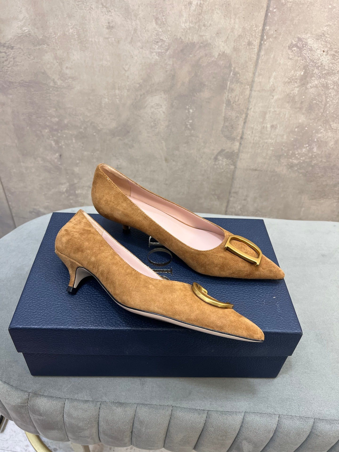 CD 26 High-Heeled 40 Pumps Tan Suede 594581