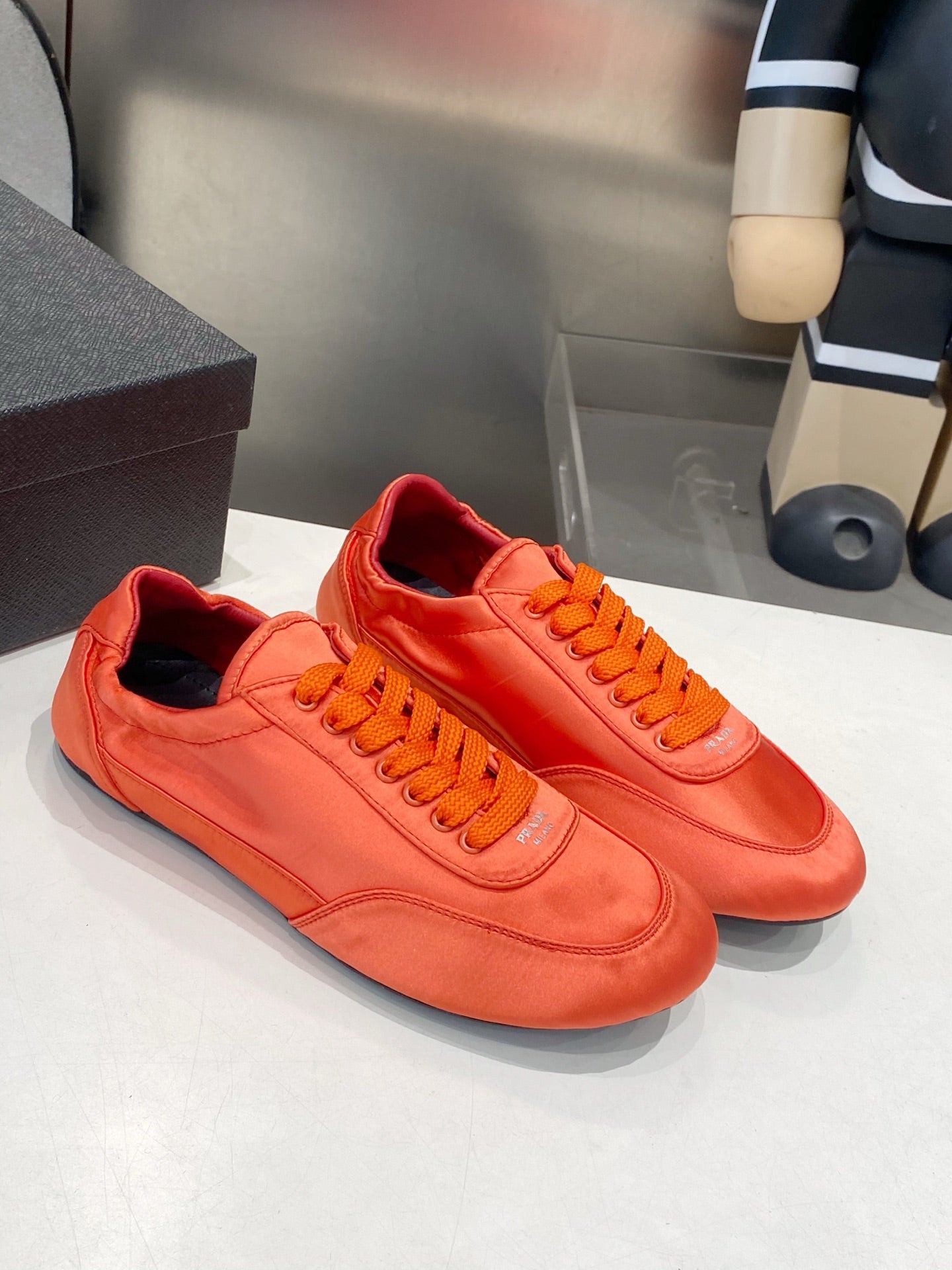 PRA 26S Casual Sneaker Orange Satin 628549