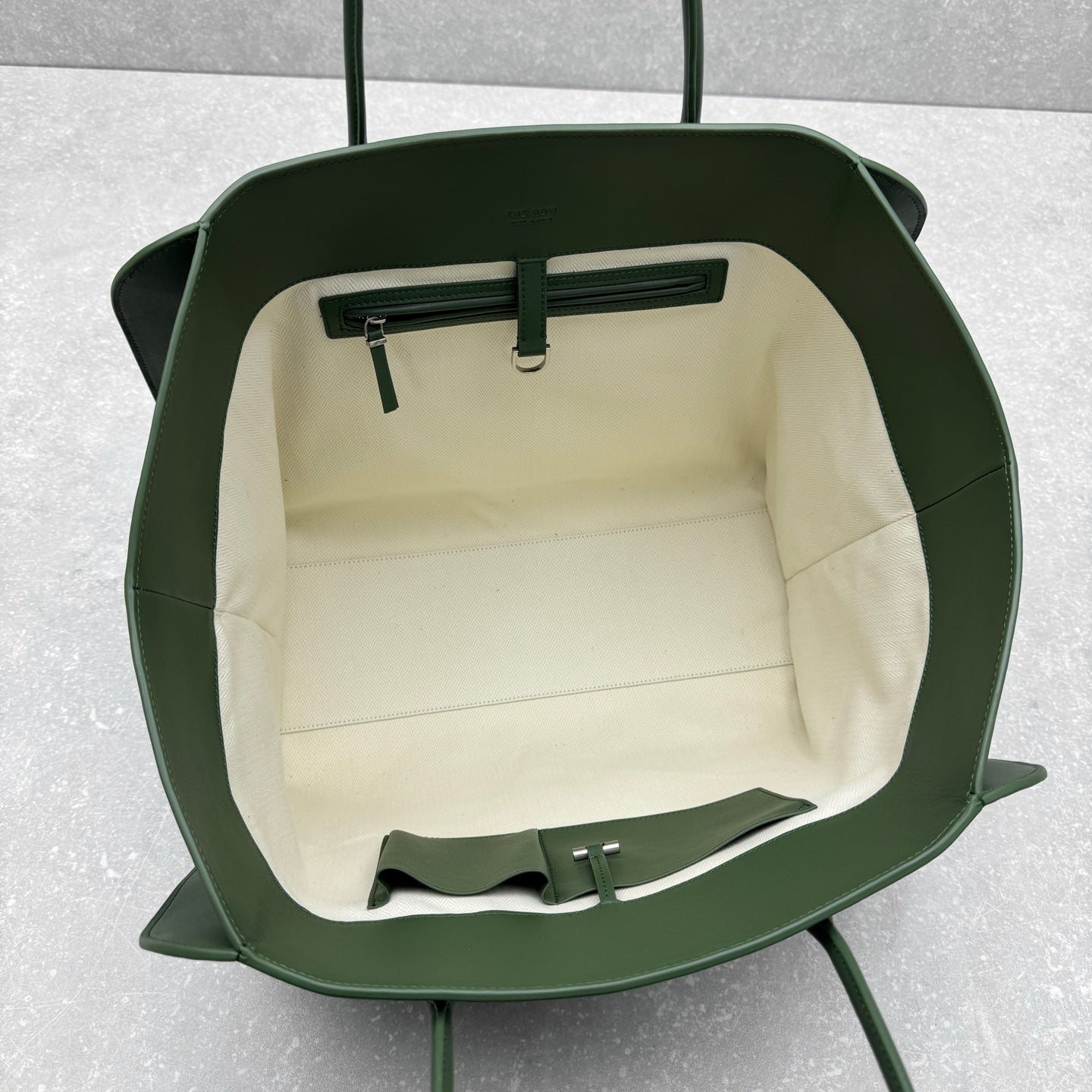 The Row 2025 Marlo 17 Bag 43cm Green Leather