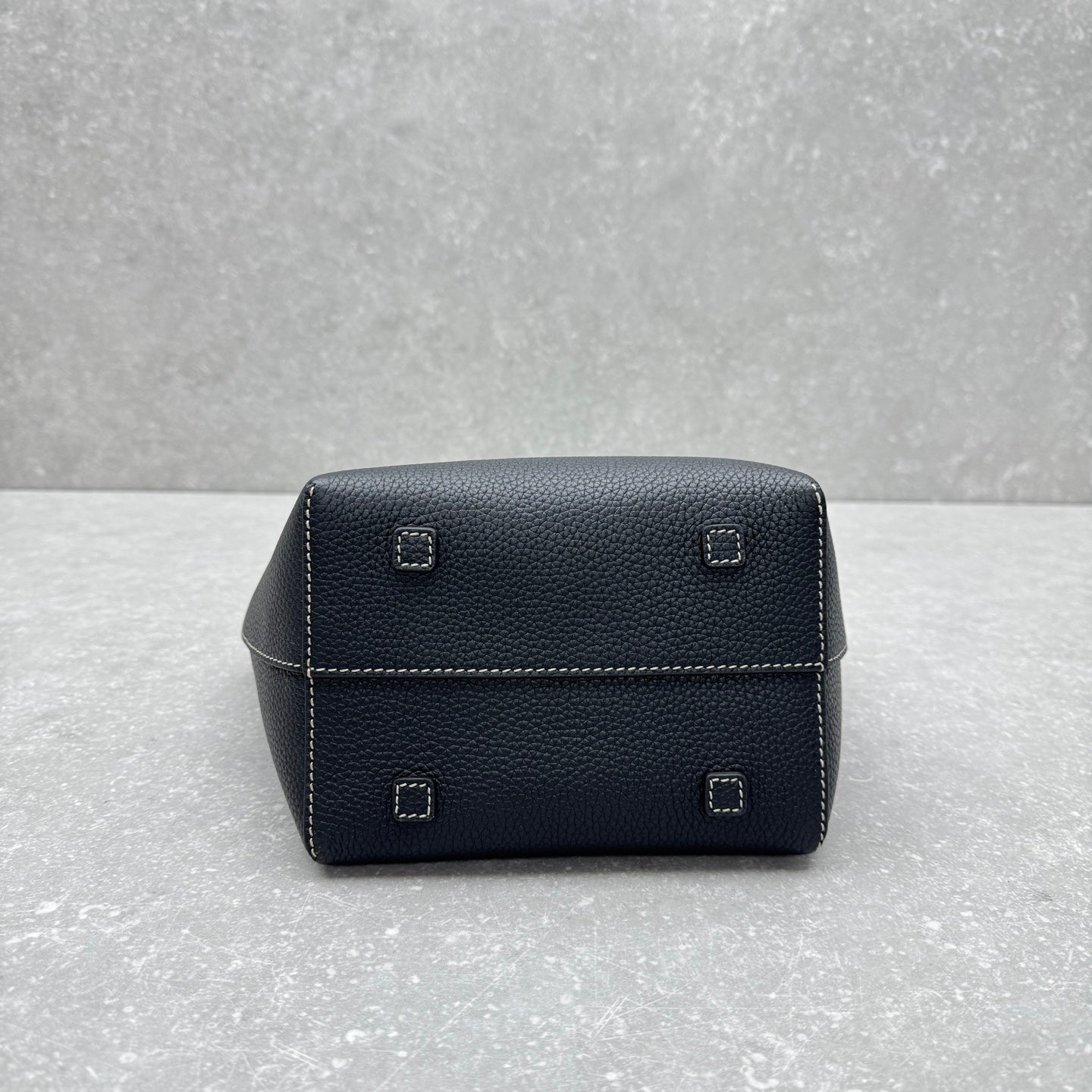 The Row 2025 Park Tote Stitch Bag Black 22cm Leather