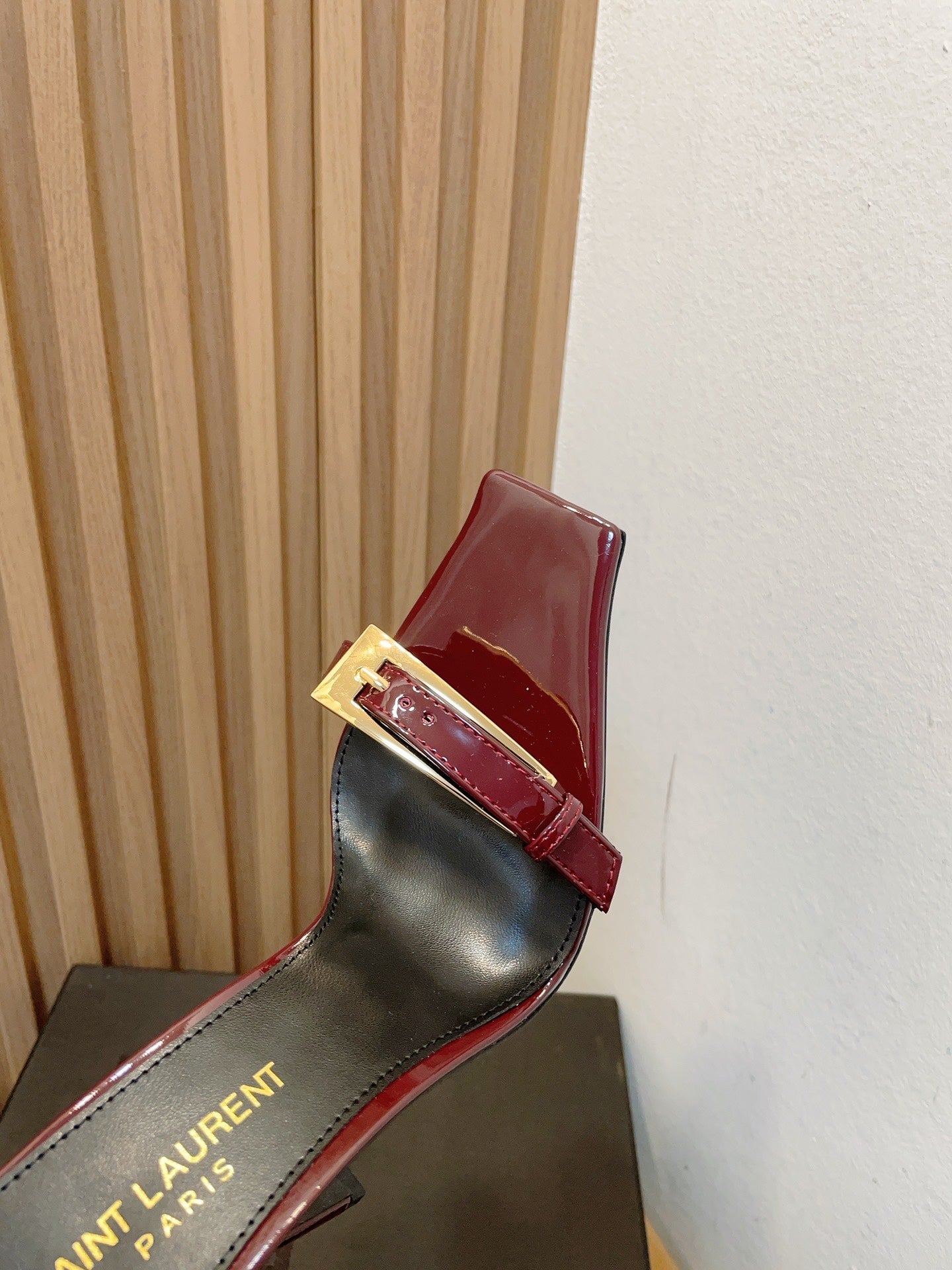 SL SQUARE TOED NUIT PUMPS RED CALFSKIN