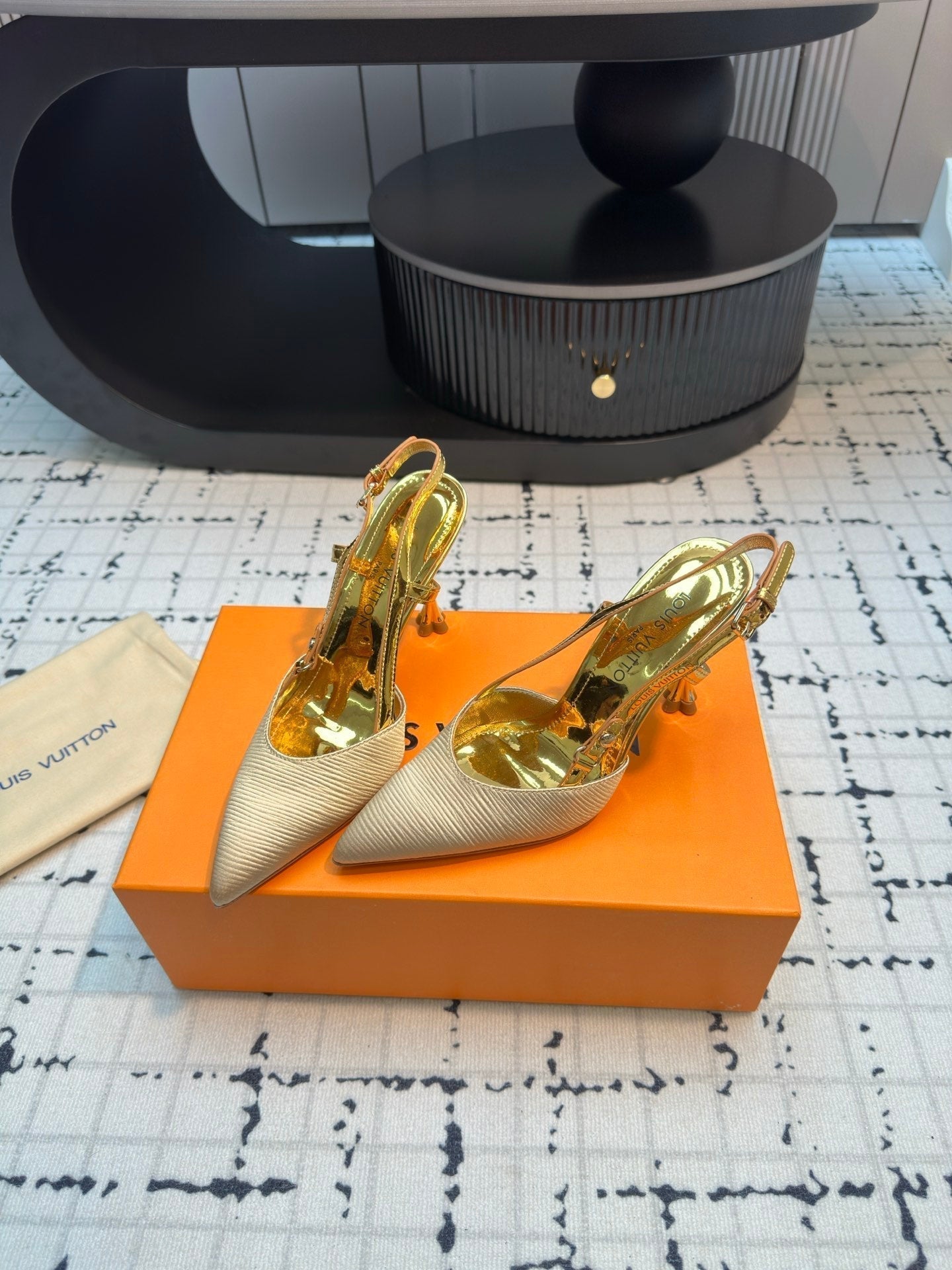 LV Blossom Slingback Pump 95mm Beige Lambskin