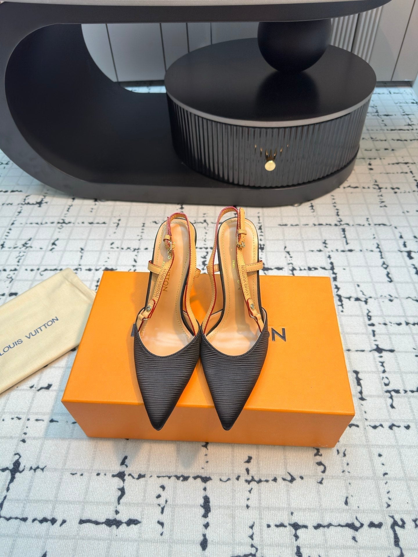 LV Blossom Slingback Pump 95mm Black Lambskin