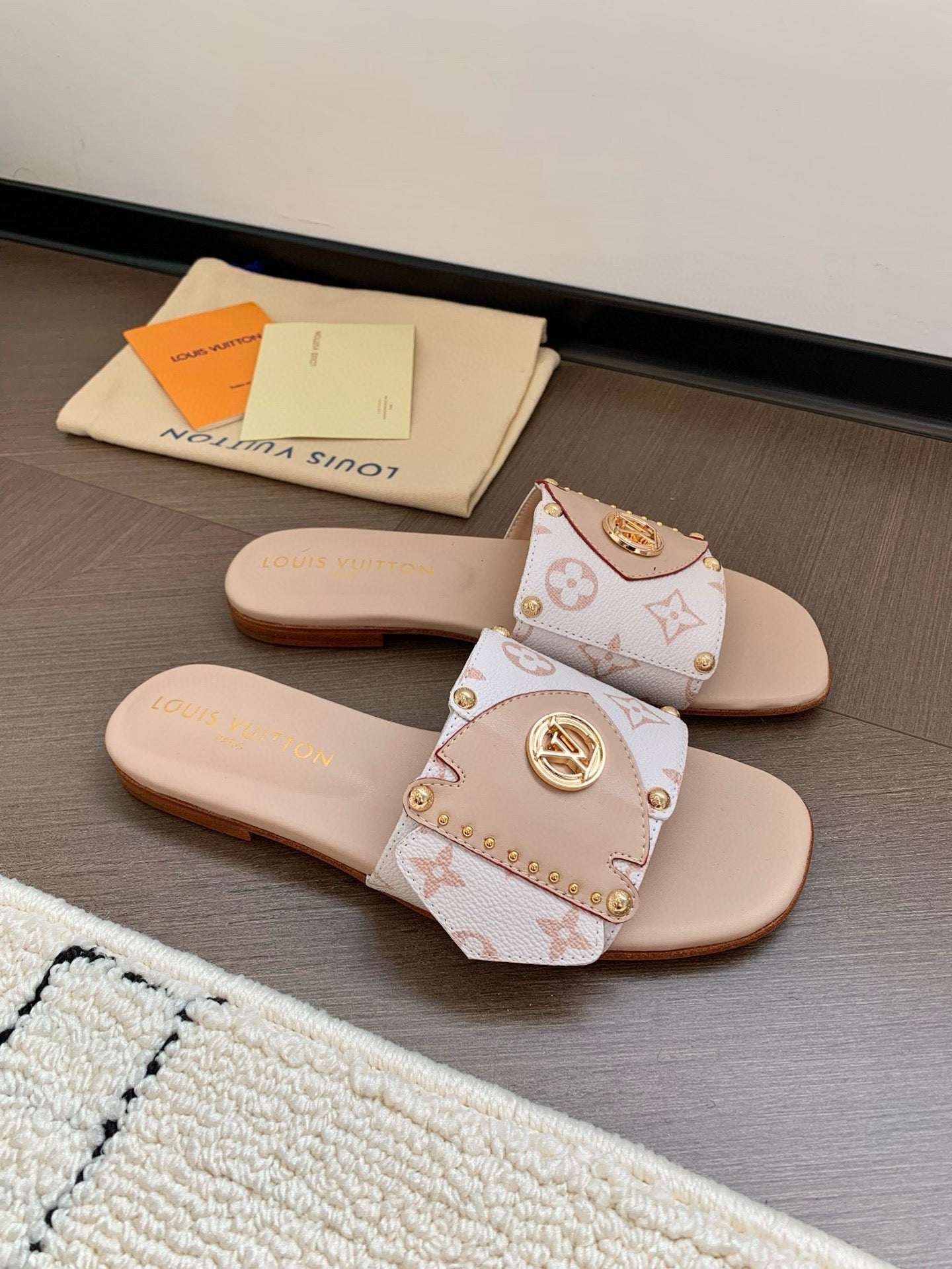 LV Mule plate LV Frame Beige Leather 218901