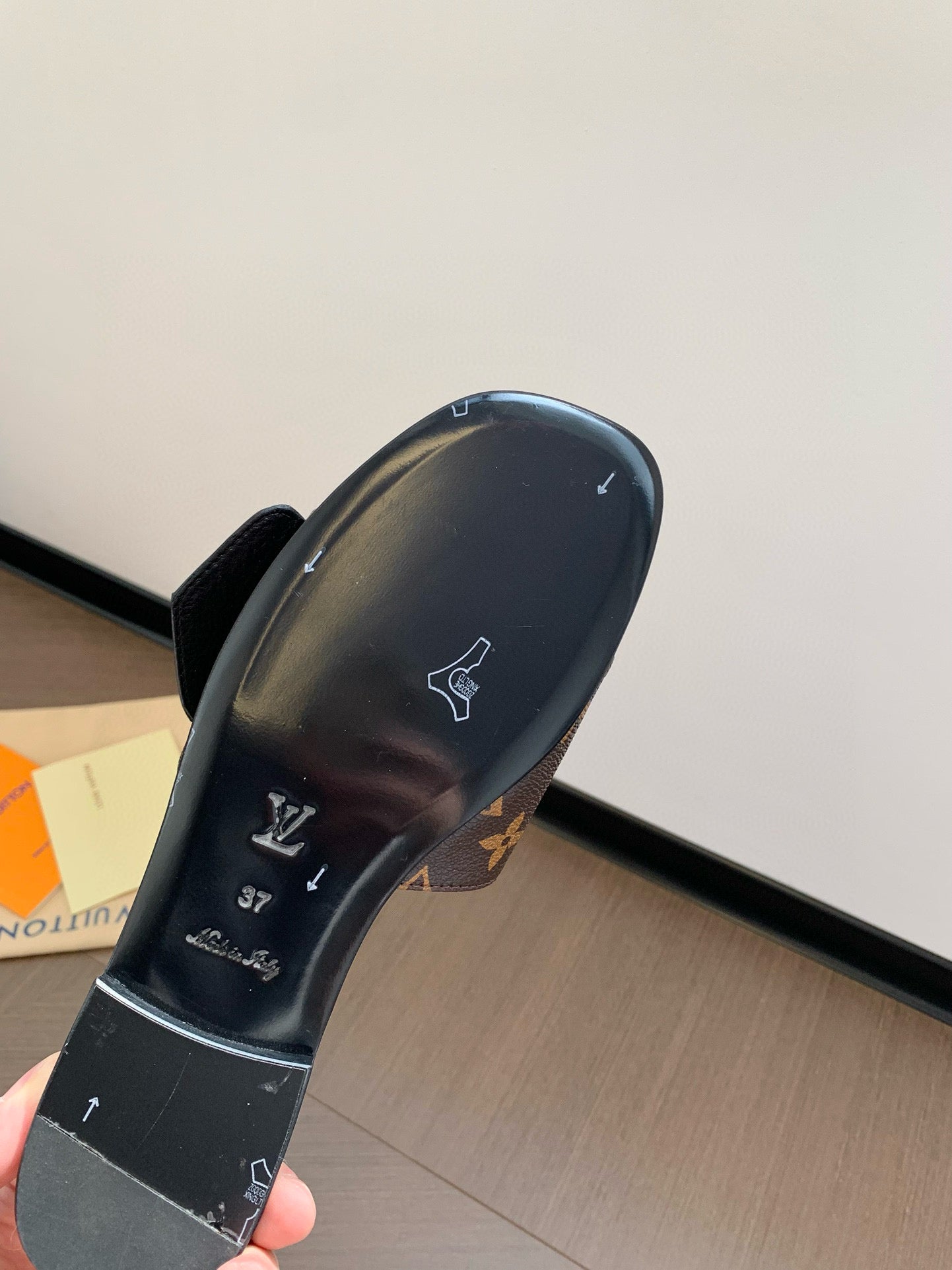 LV Mule plate LV Frame Marron Cacao Leather 218902