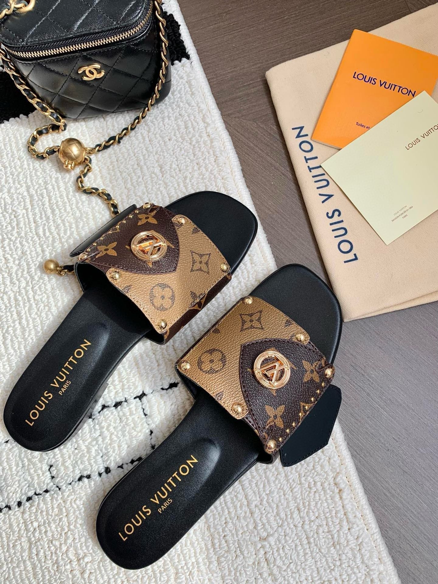 LV Mule plate LV Frame Marron Cacao Leather 218902