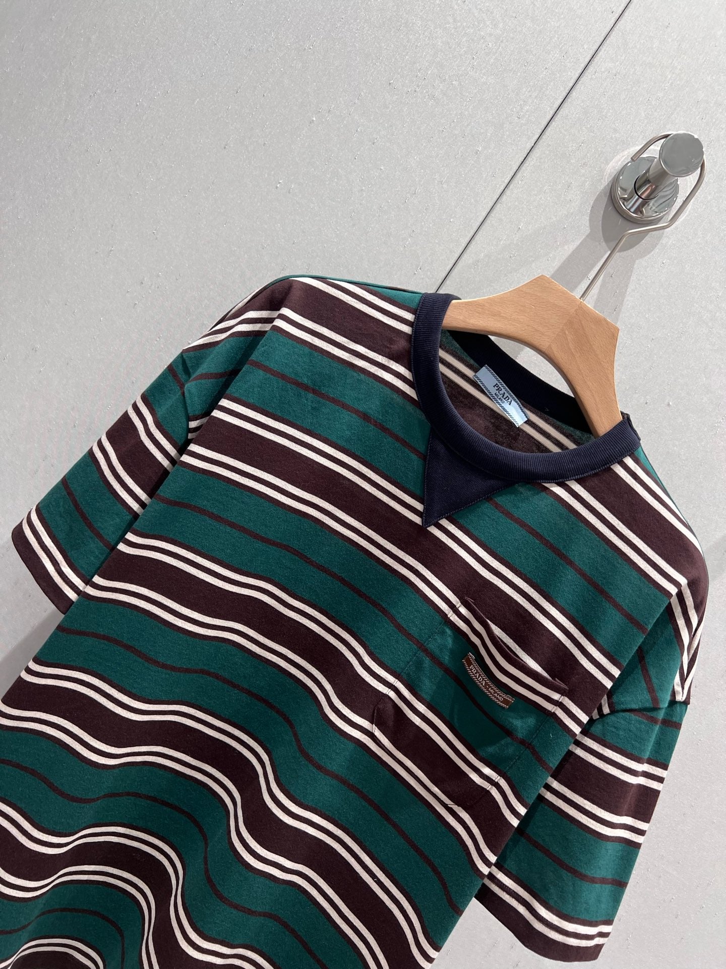 Prada 25 Striped Short-sleeved T-shirt Green Brown cotton210189