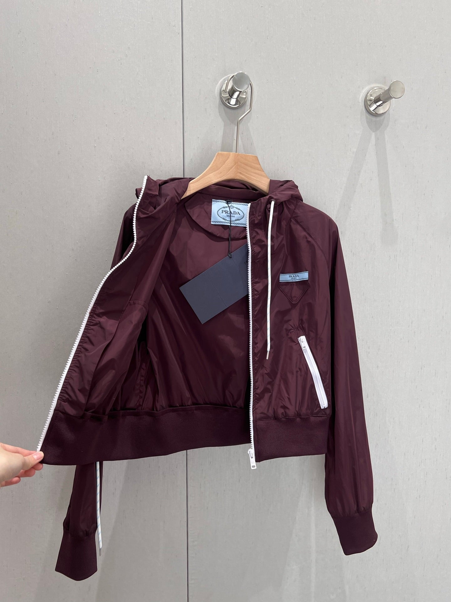 Prada 25 Short Hooded Jacket Red Burgundy Poliamide 211160