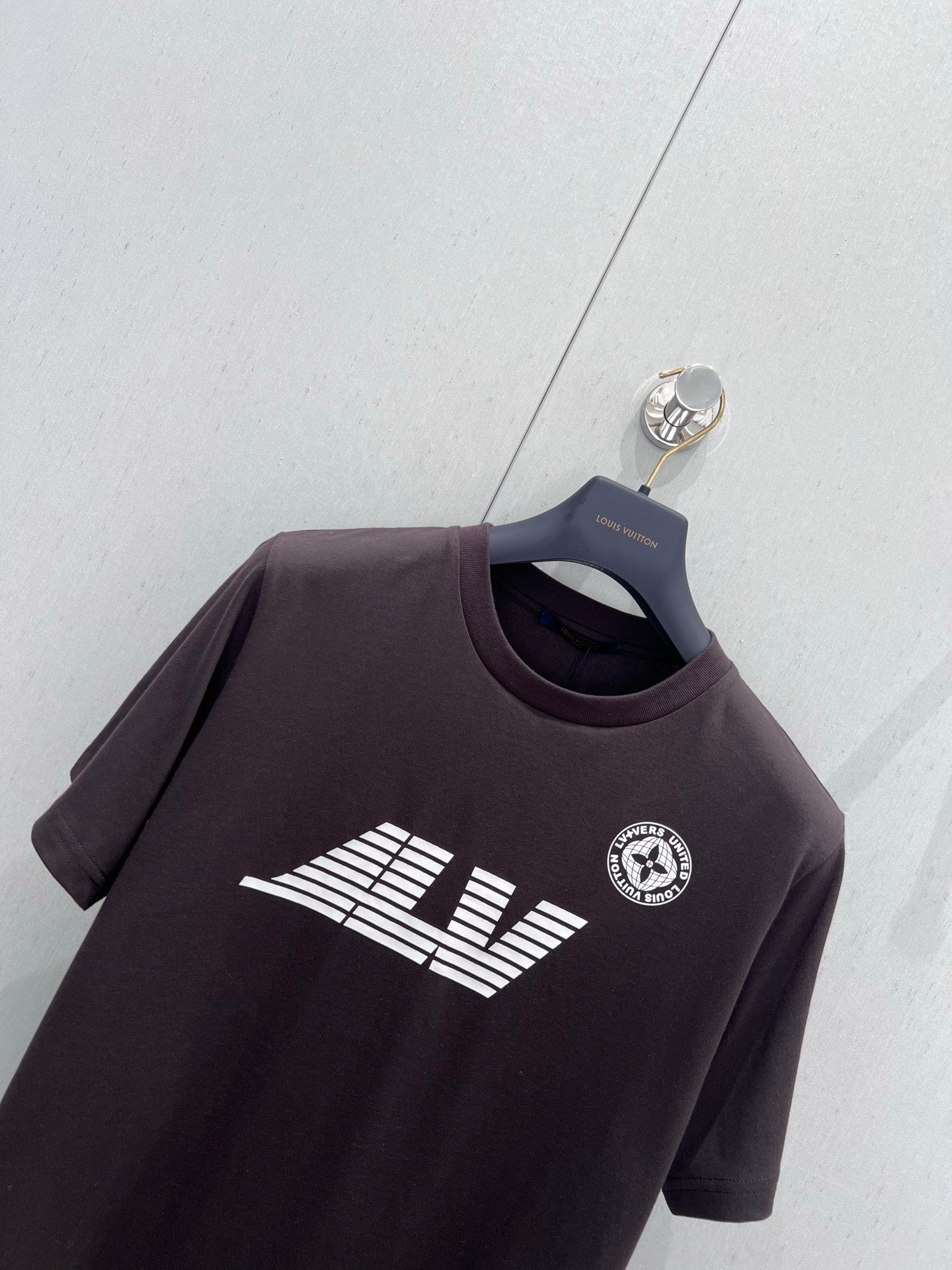LV 25 Neck Short-Sleeved T-shirt Brown Cotton 212817