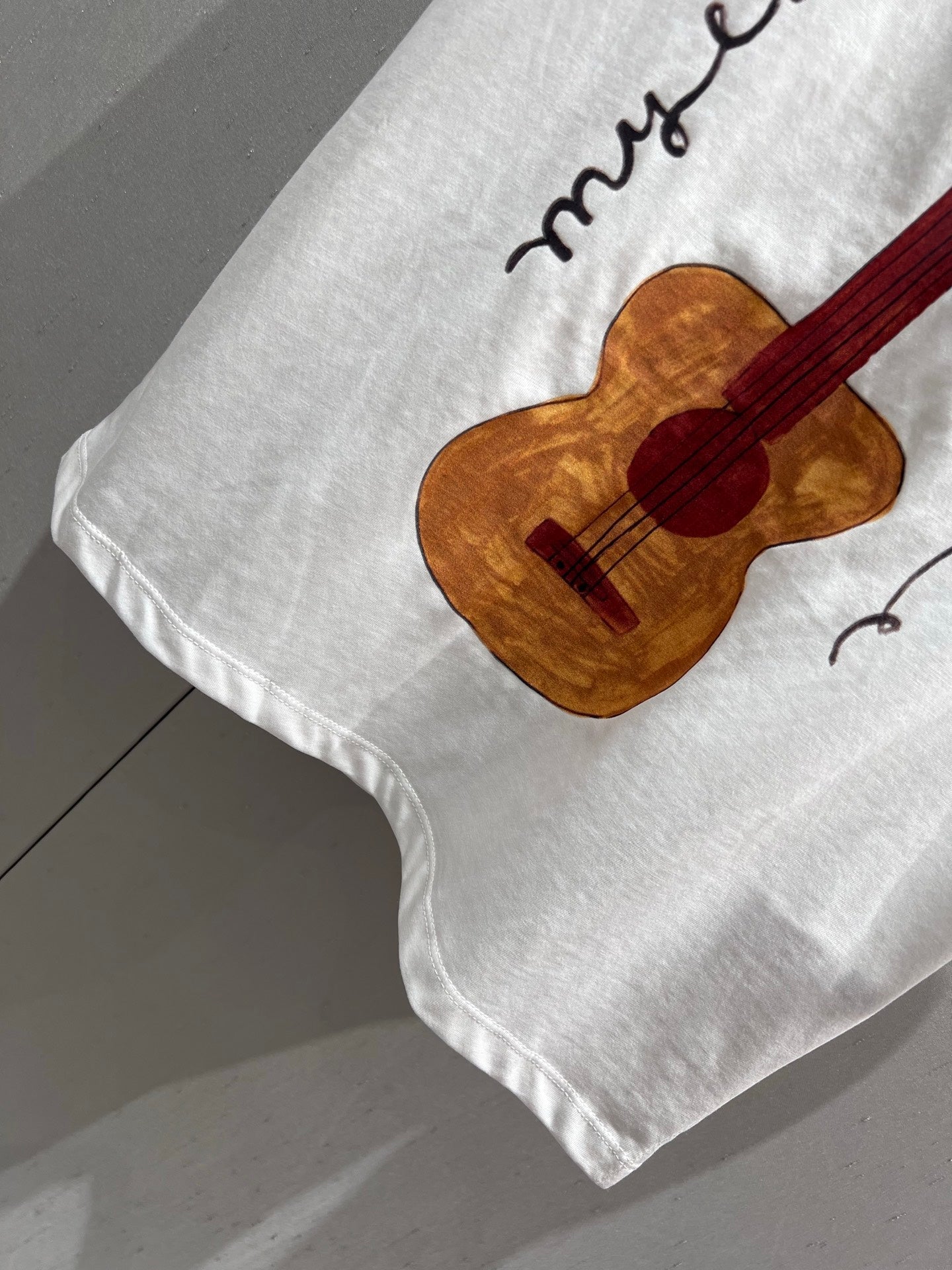 Gucci 25 Cartoon Guitar Print Short-sleeved T-shirt White Cotton 215699