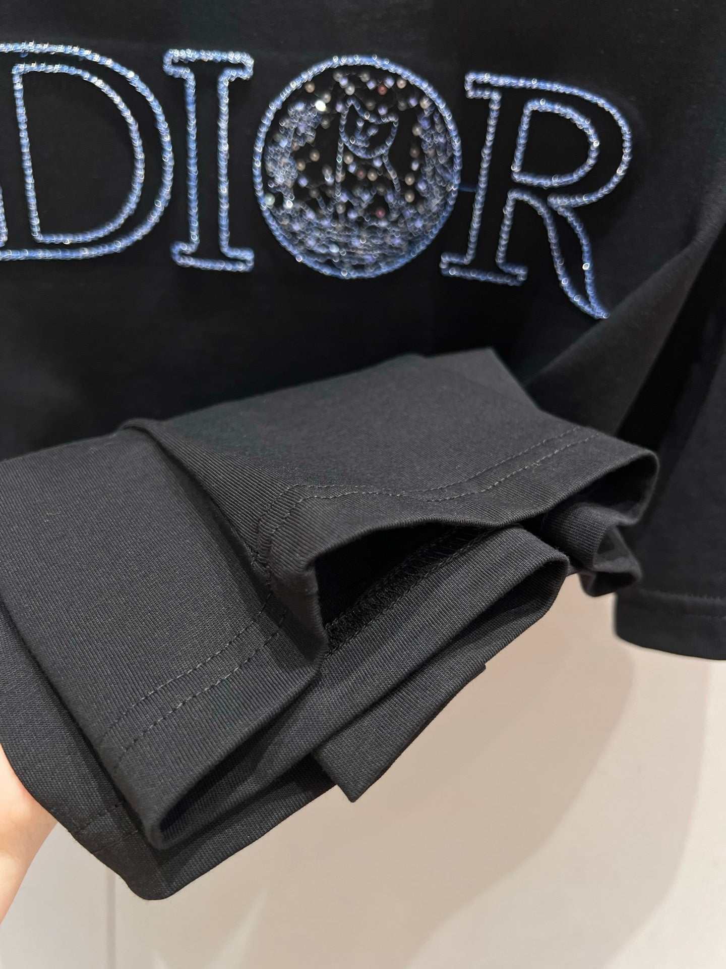 CD 25 Embroidered Grass Cat Short Sleeve Black cotton 217452