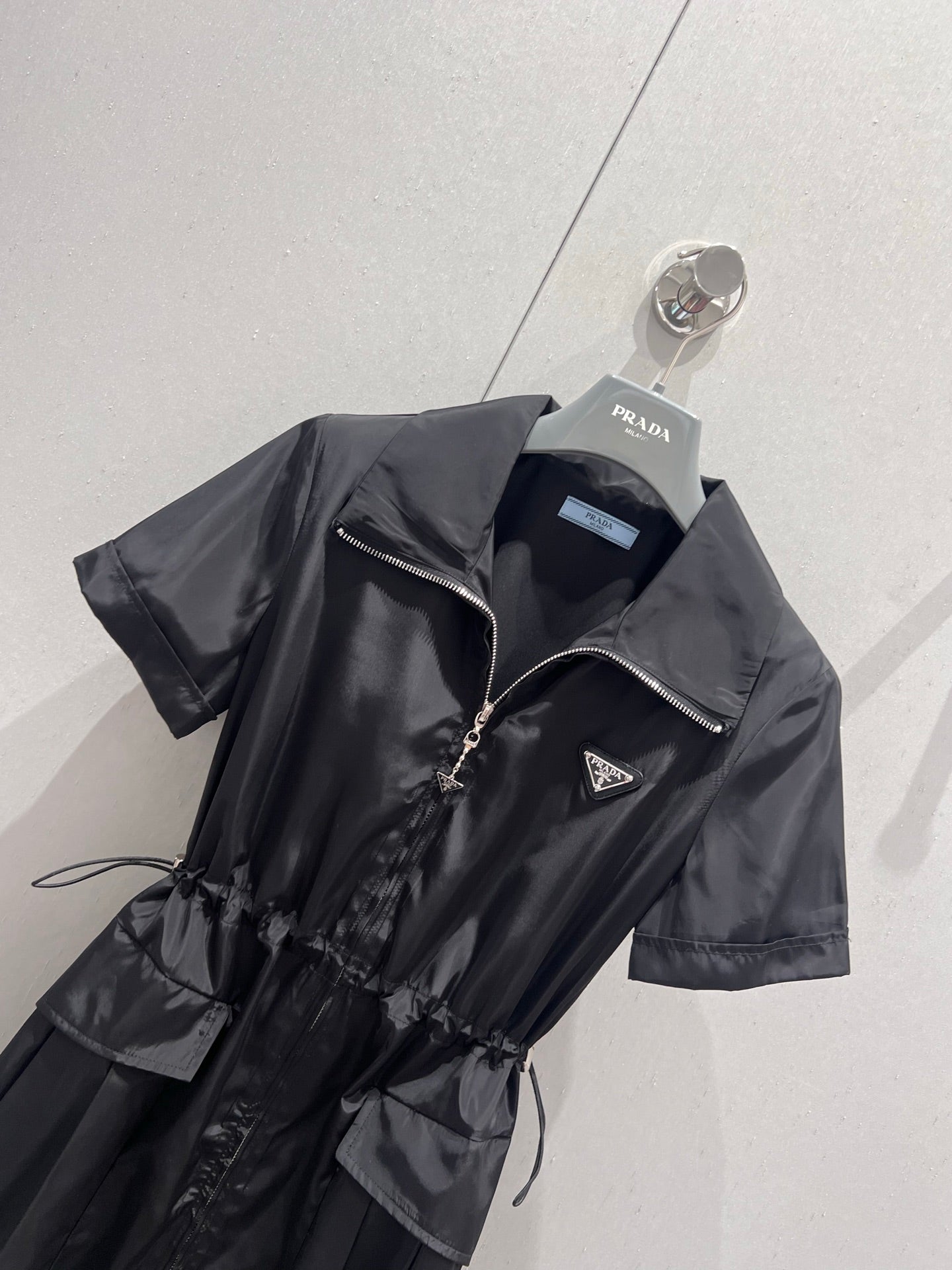 Prada 25 Short Sleeve Zipper Dress Black Polyester 218738