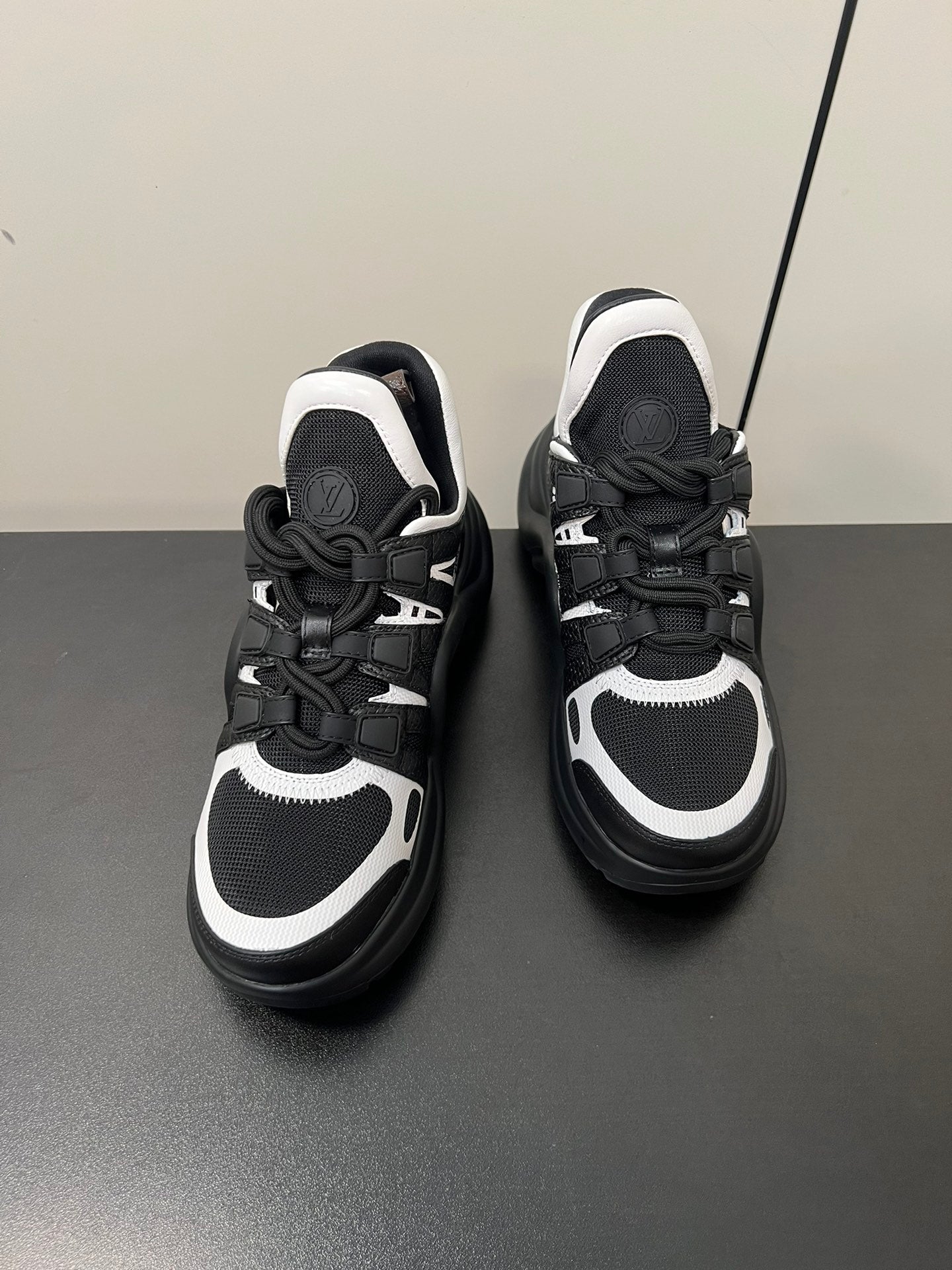 LV Archlight Sneaker 50mm Black Mix White Fabric