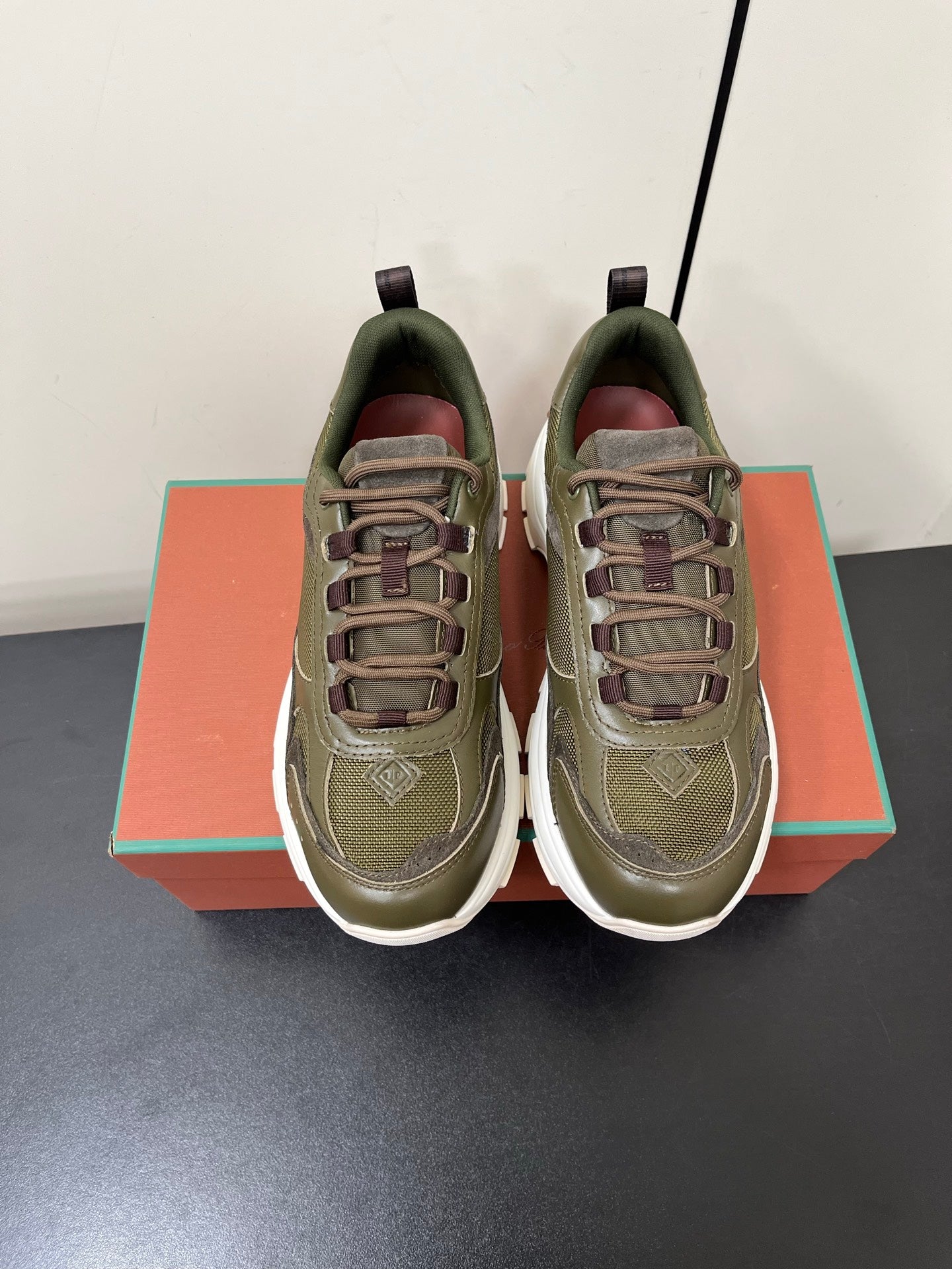 LP 25C Cairn Walk Sneaker Purslane Calfskin and Fabric 210918