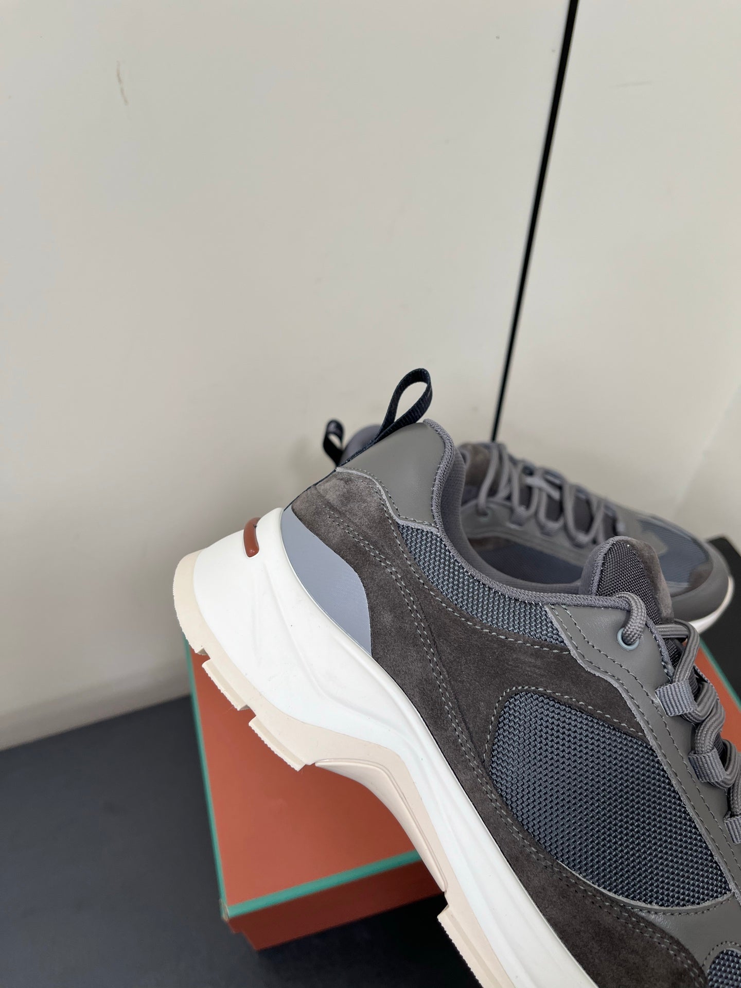 LP Cairn Walk Sneaker Spanish Gray Calfskin and Fabric 210922