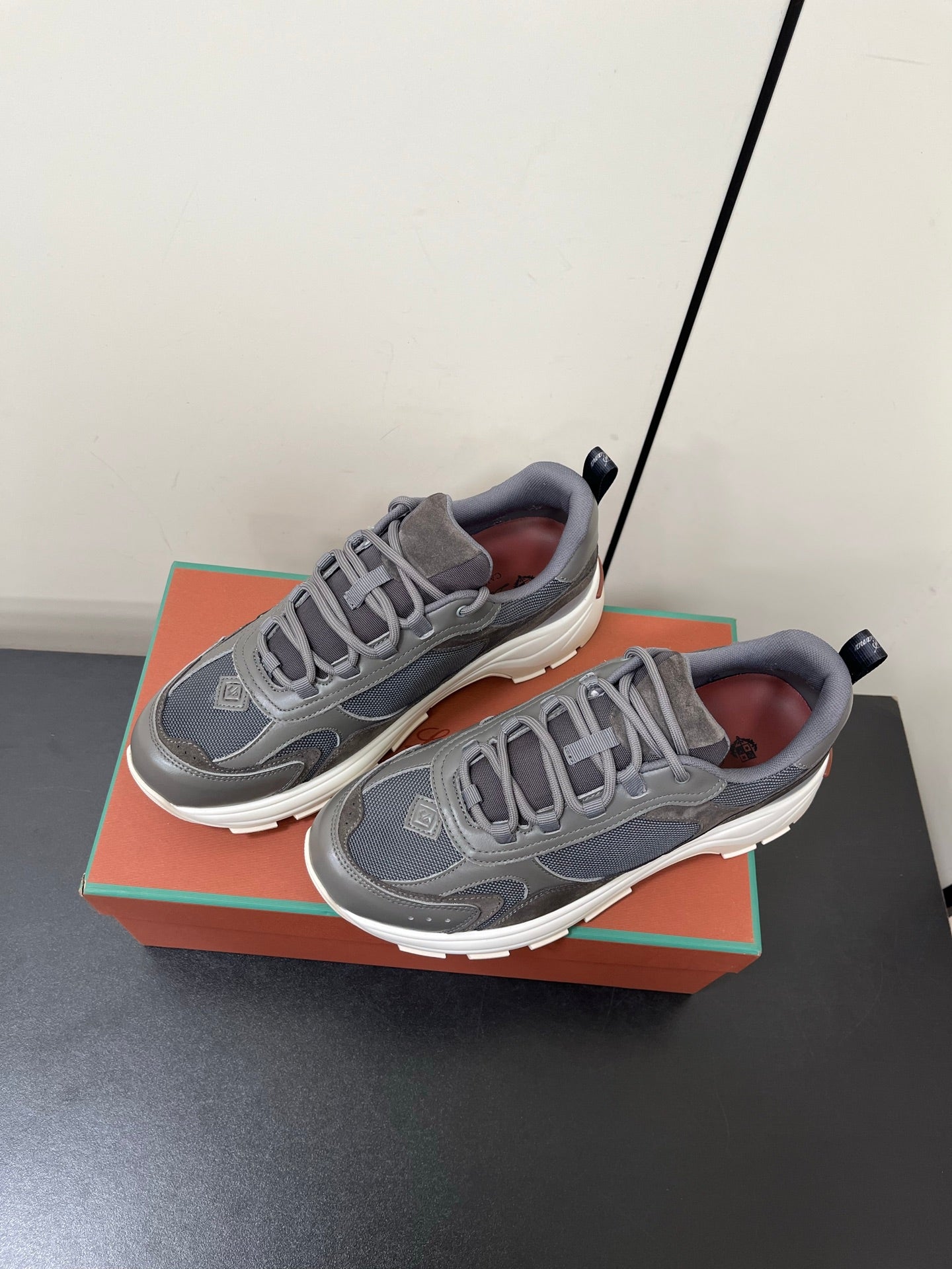 LP Cairn Walk Sneaker Spanish Gray Calfskin and Fabric 210922