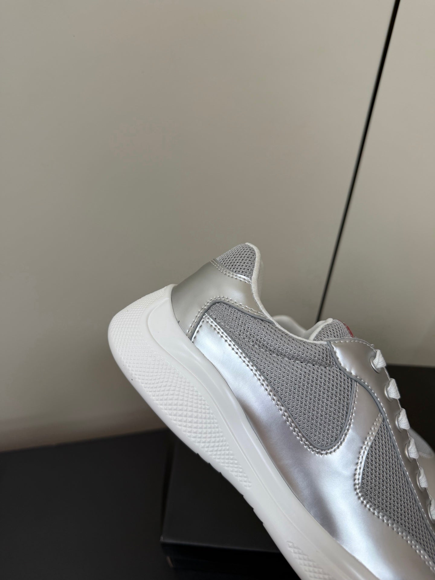 PRA 26S Casual Sneakers Metallic Silver Leather 618917