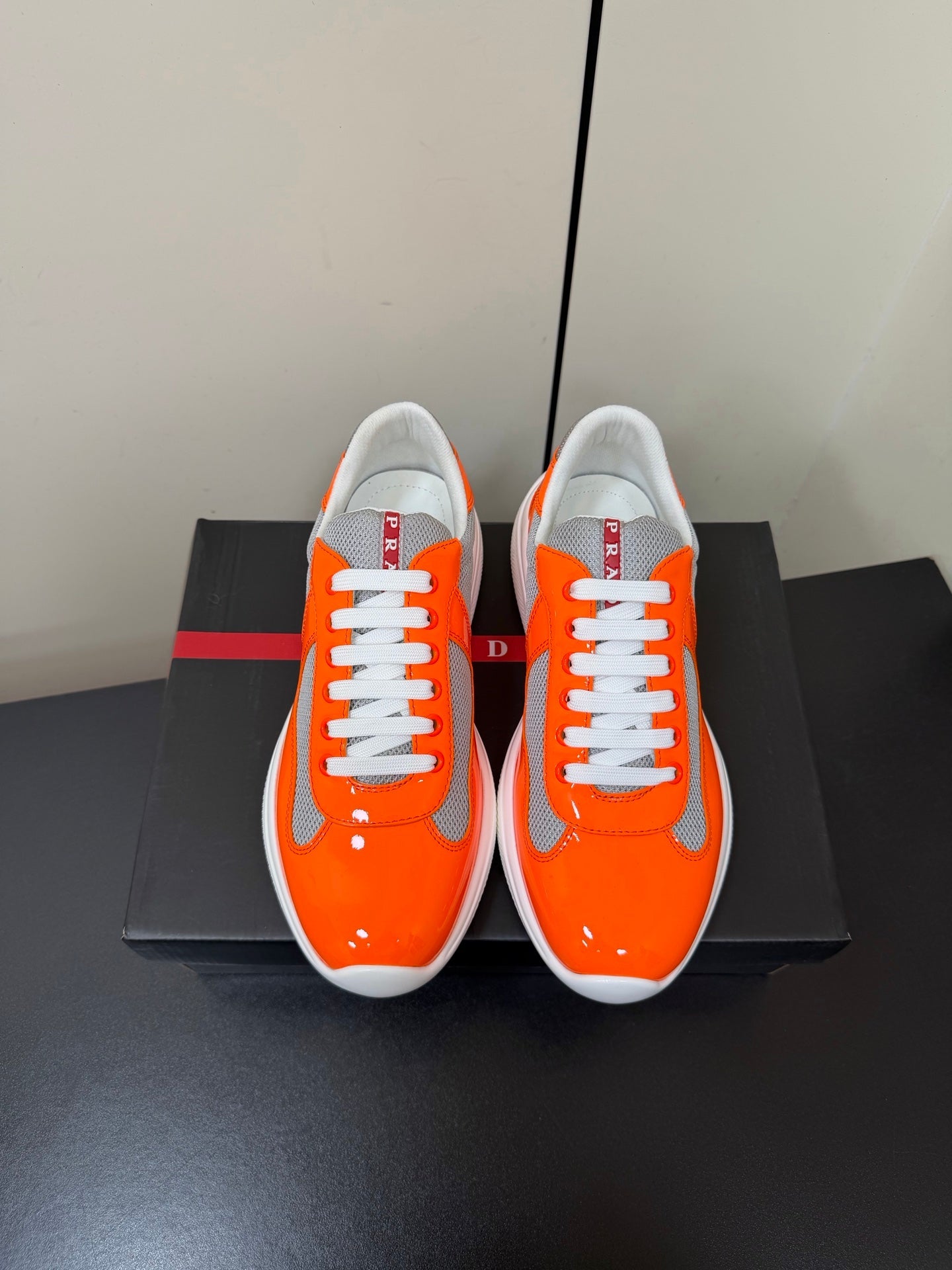 PRA 26S Casual Sneakers Orange Gray Patent Leather 618920