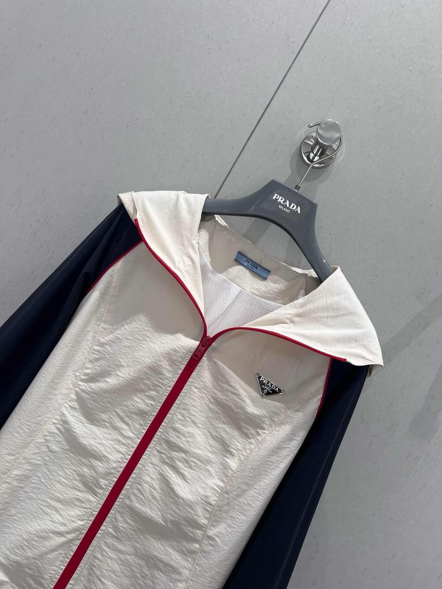 Prada 25 Set Navy Blue mix White Nylon Cotton 214264