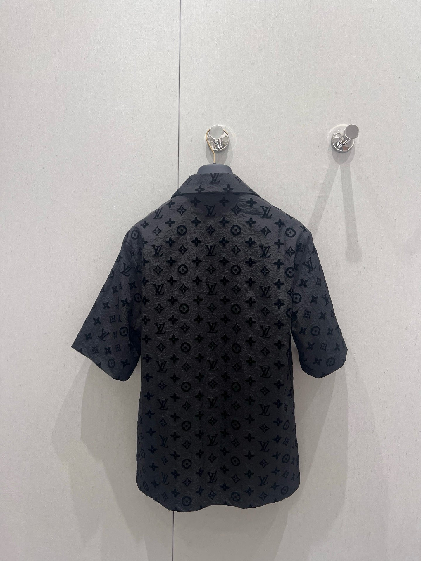 LV 25 Set Short Black Silk 214990