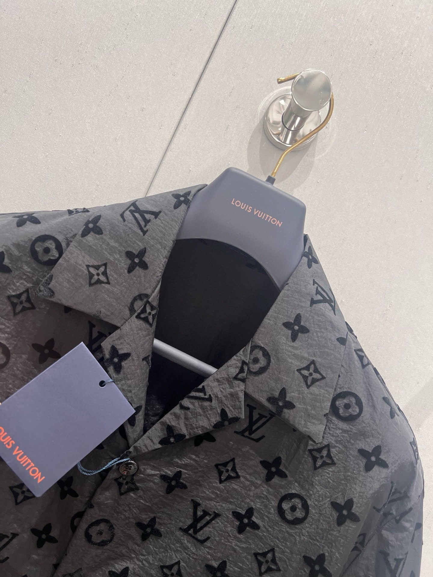 LV 25 Set Short Black Silk 214990