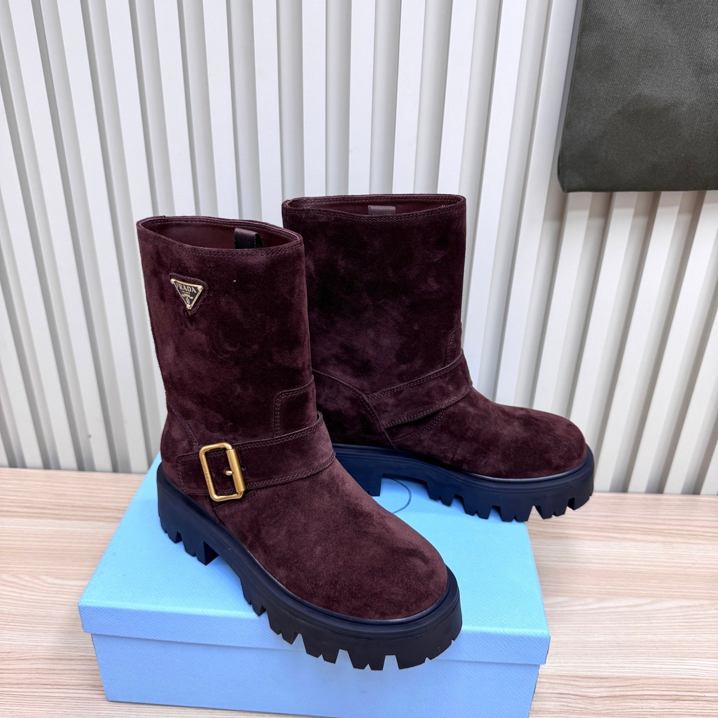 PRA Martin boots burgundy brown suede 443643