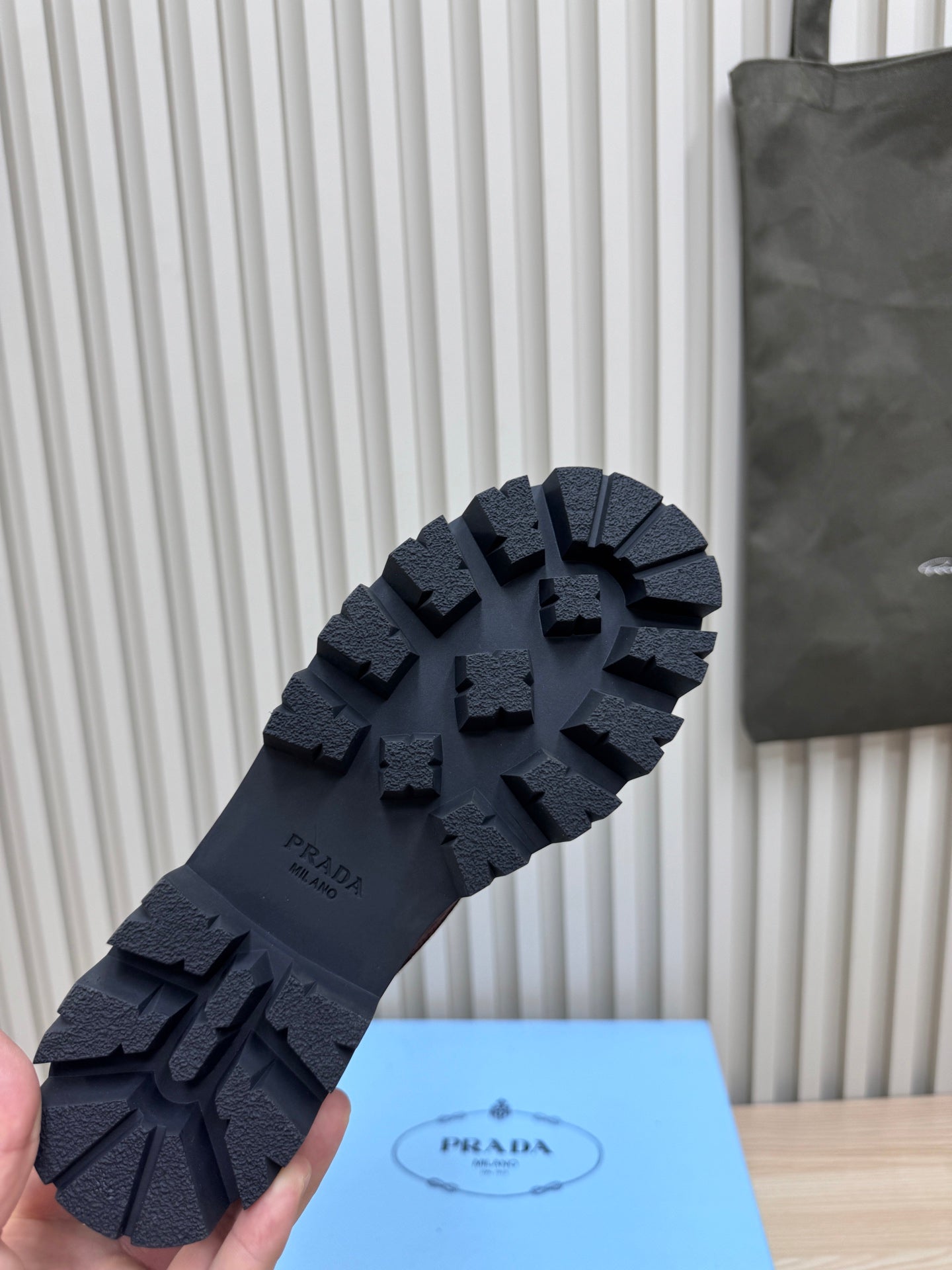 PRA Martin boots burgundy brown suede 443643